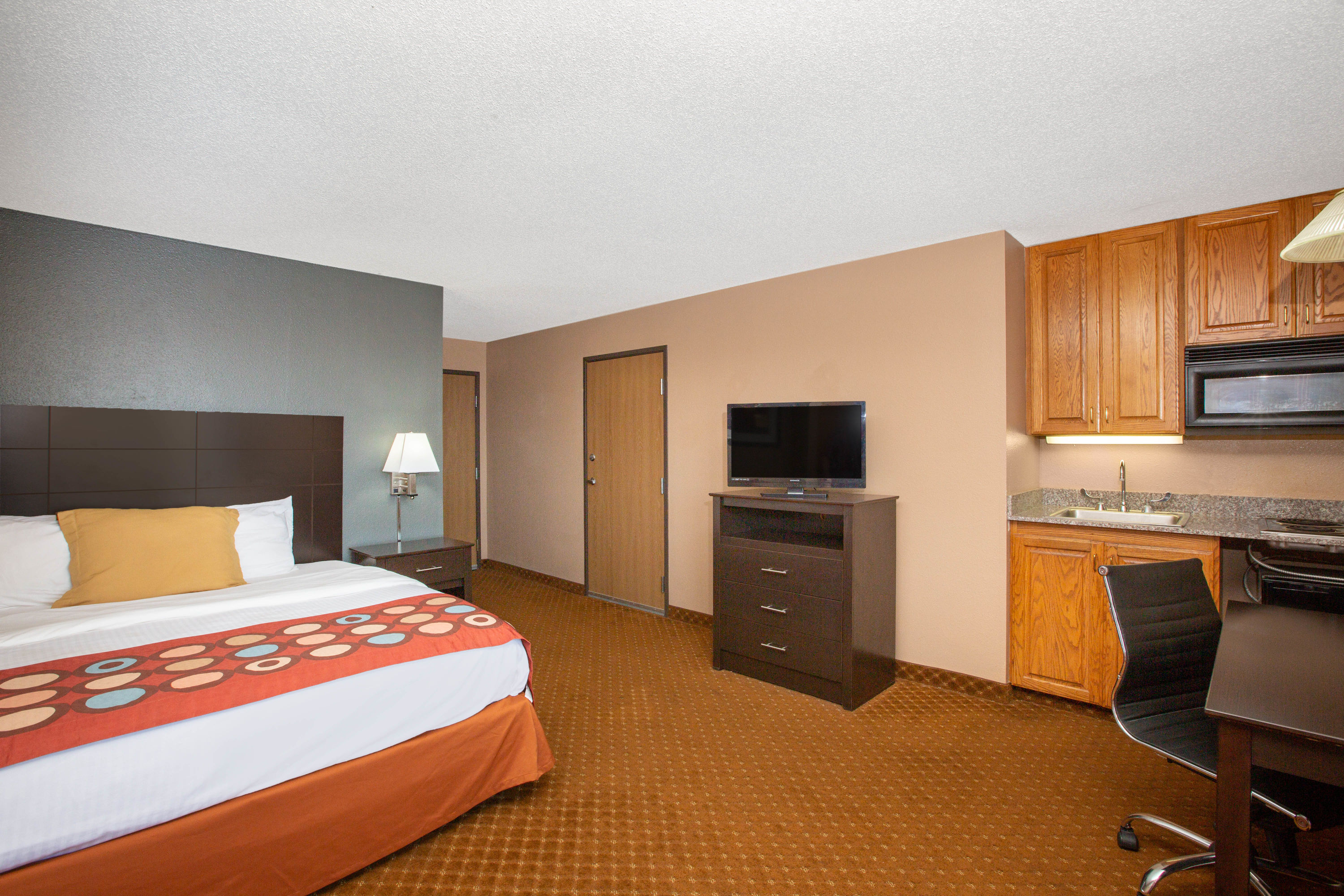 Guest room at the Baymont by Wyndham Coralville in Coralville, Iowa