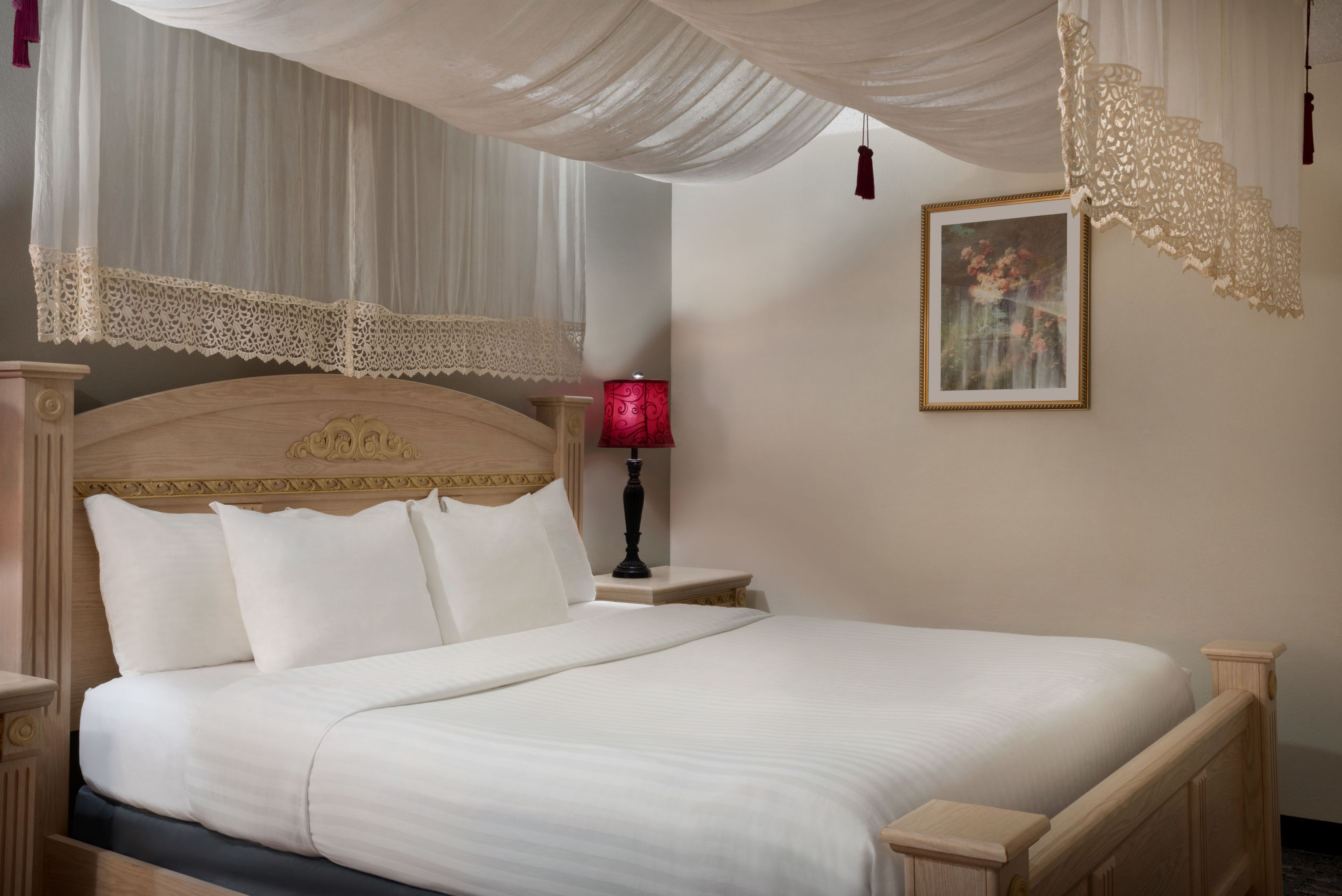 Baymont by Wyndham Des Moines North suite in Des Moines, Iowa