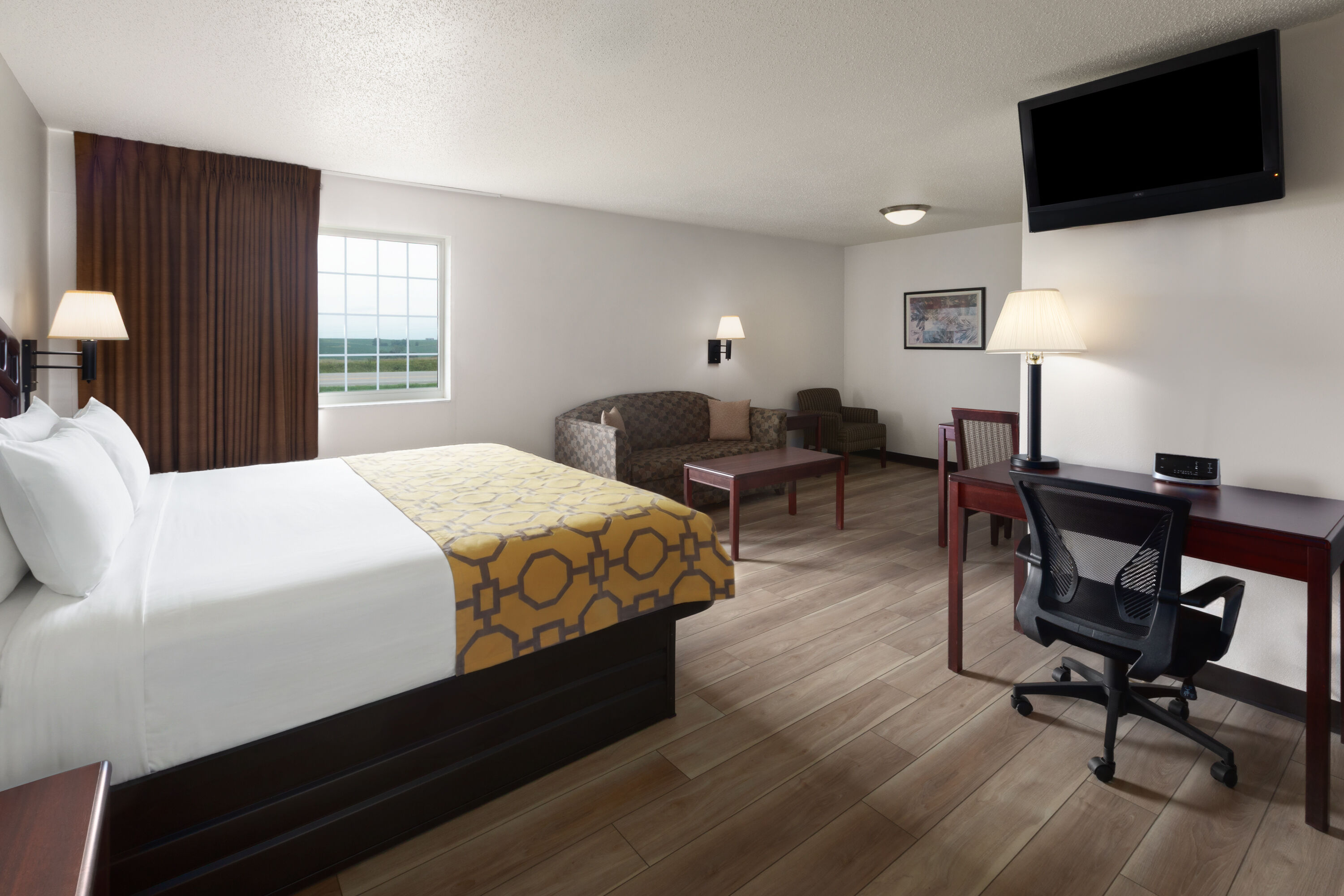 Baymont by Wyndham Harlan suite in Harlan, Iowa