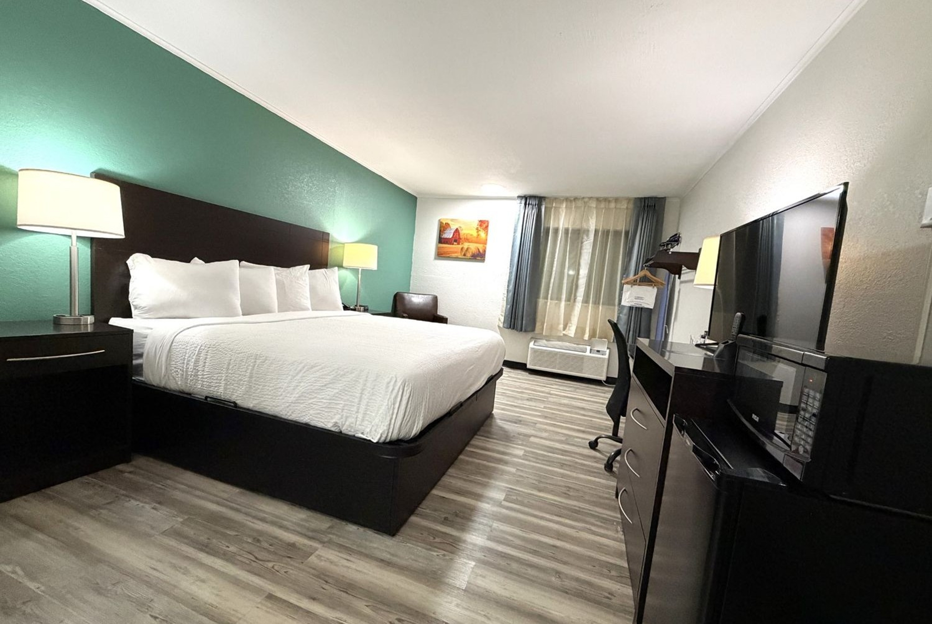 Guest room at the Baymont Inn & Suites by Wyndham Newton IA in Newton, Iowa