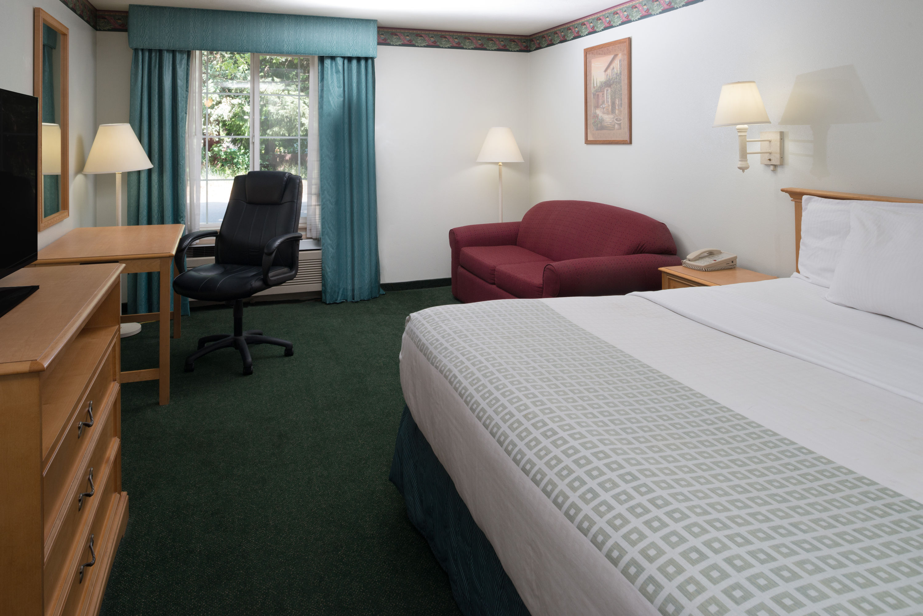 Baymont Wyndham Coeur Alene Coeur Alene  Hotels