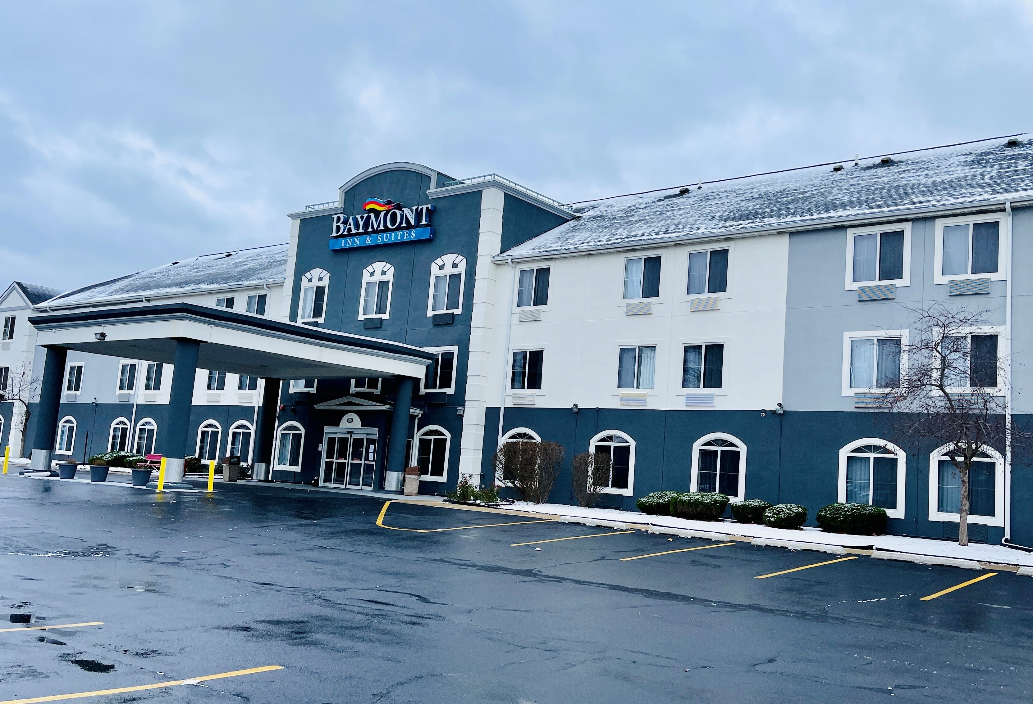 Exterior of Baymont by Wyndham Chicago/Calumet City hotel in Calumet City, Illinois