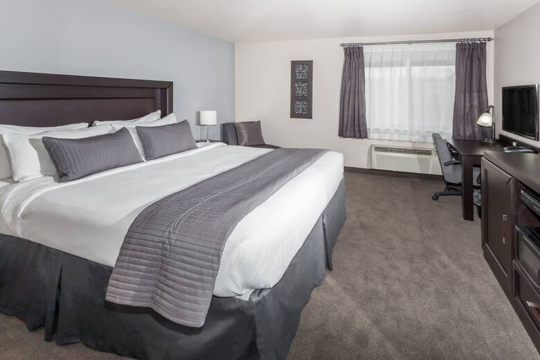 Guest room at the Baymont Inn & Suites Glenview in Glenview, Illinois
