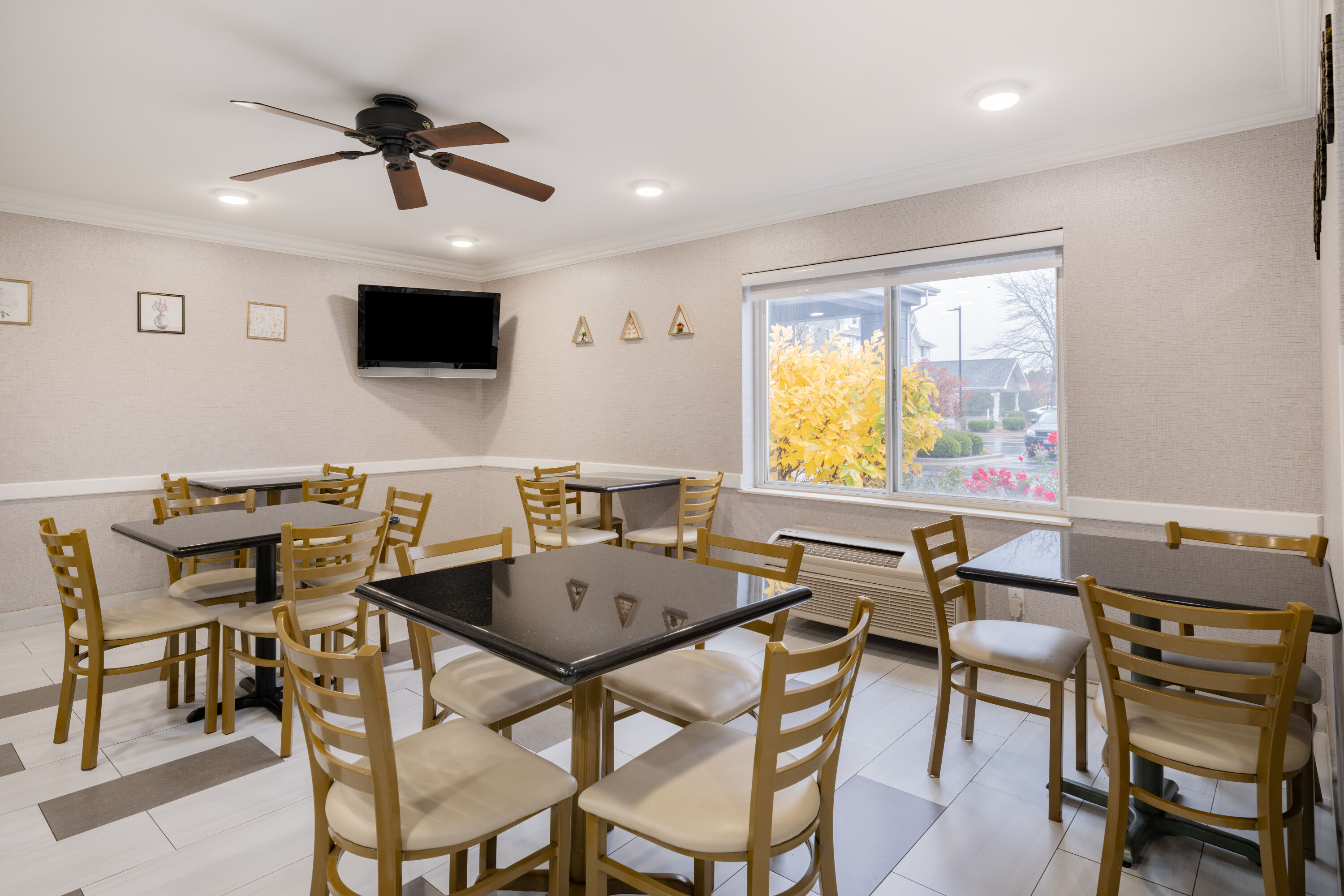 Free breakfast at Baymont by Wyndham Gurnee in Gurnee, Illinois