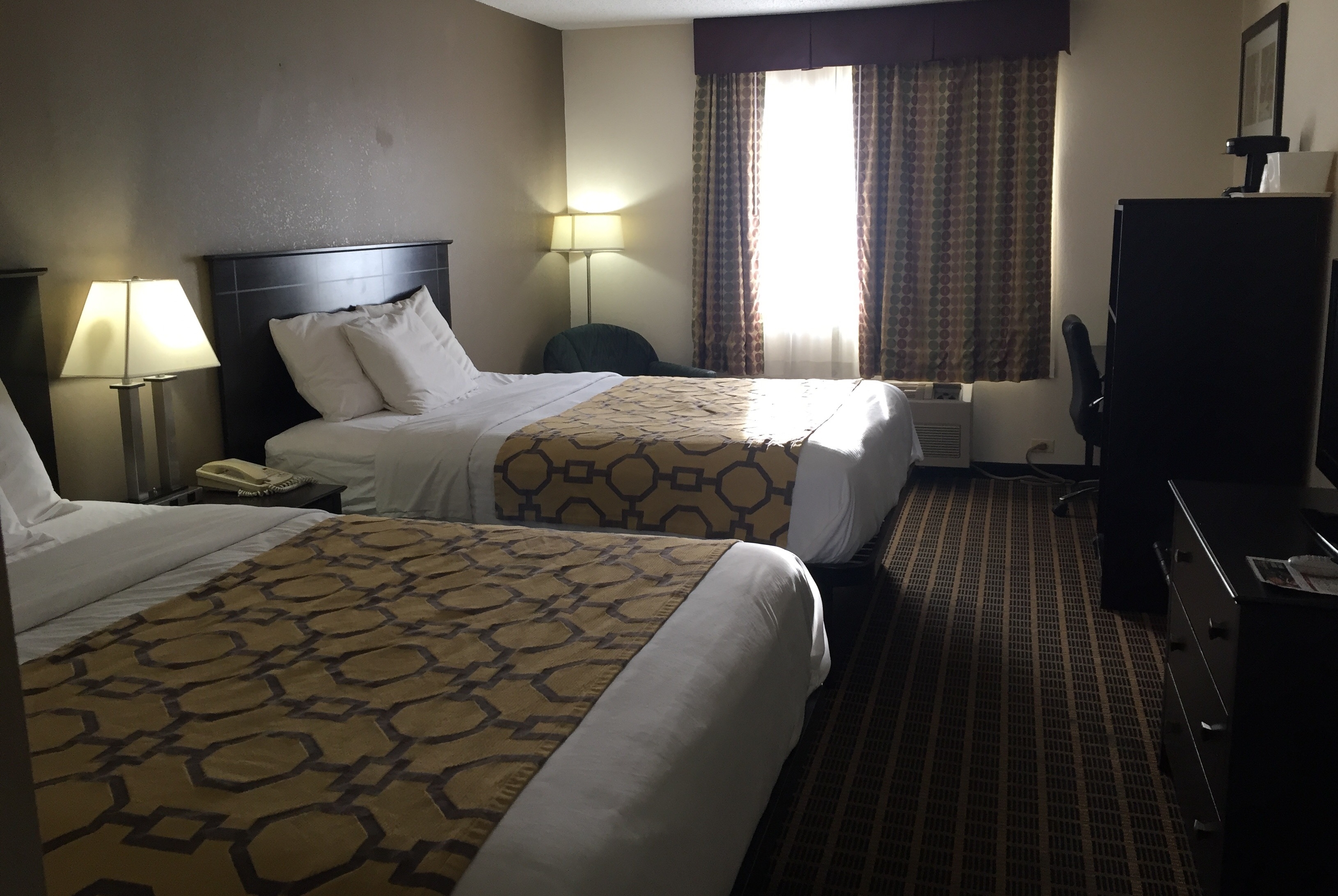 Guest room at the Baymont by Wyndham Harvard in Harvard, Illinois