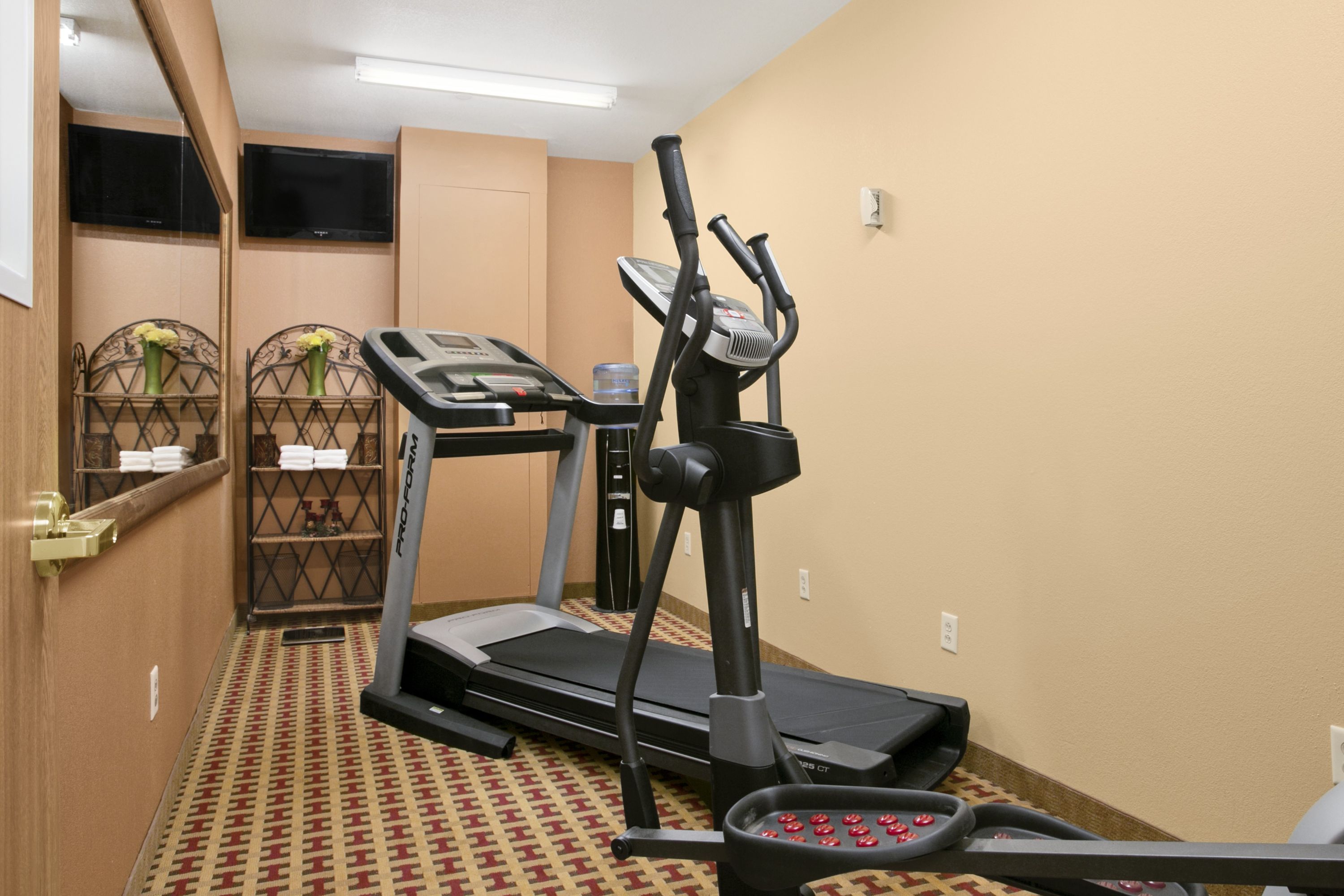 Health club at Baymont by Wyndham Jacksonville in Jacksonville, Illinois