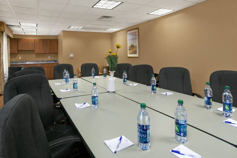Meeting room at Baymont Inn & Suites Jacksonville in Jacksonville, Illinois