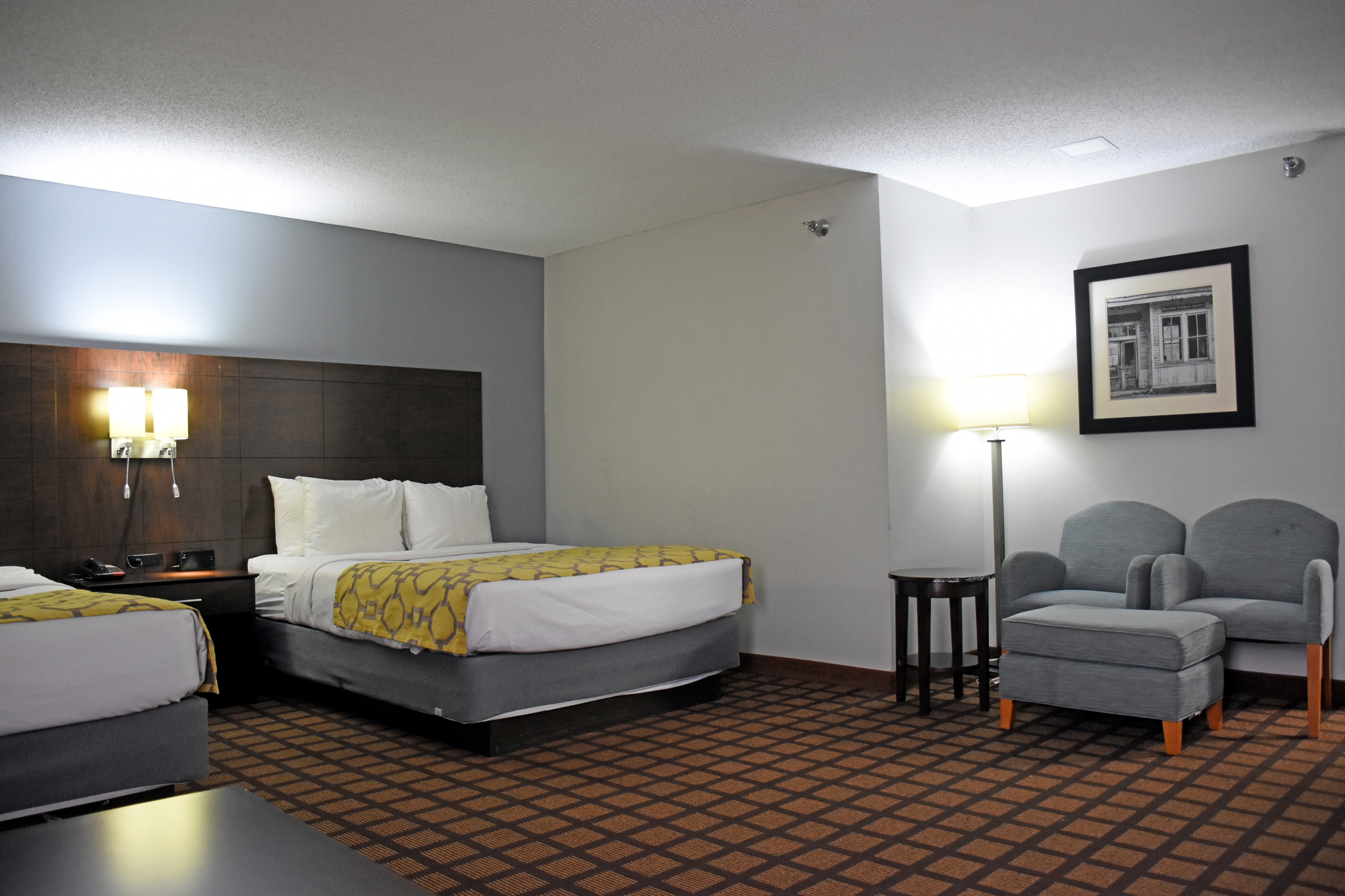Guest room at the Baymont by Wyndham Morton in Morton, Illinois