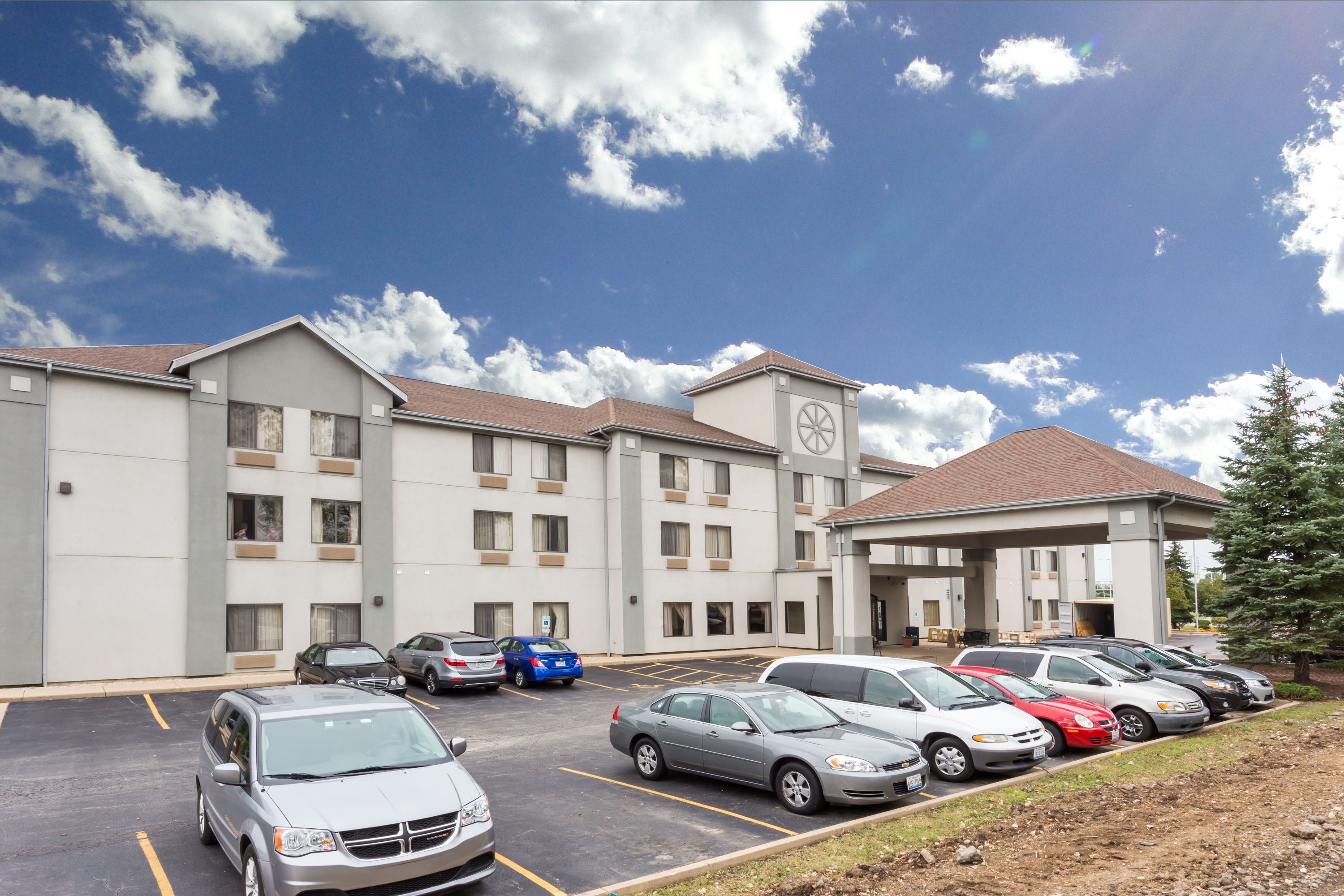 Baymont Inn Suites Chicago Aurora North Aurora  Hotels