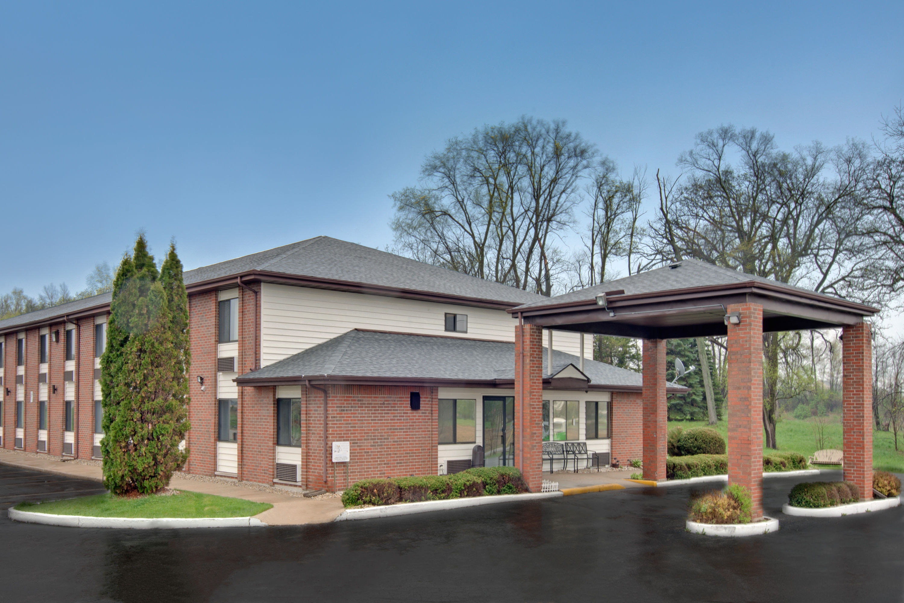 Baymont Inn Suites Waunakee Waunakee Hotels With Meeting Facilities Meeting Hotels In Waunakee Corporate Meeting Planning Meetings And Conventions