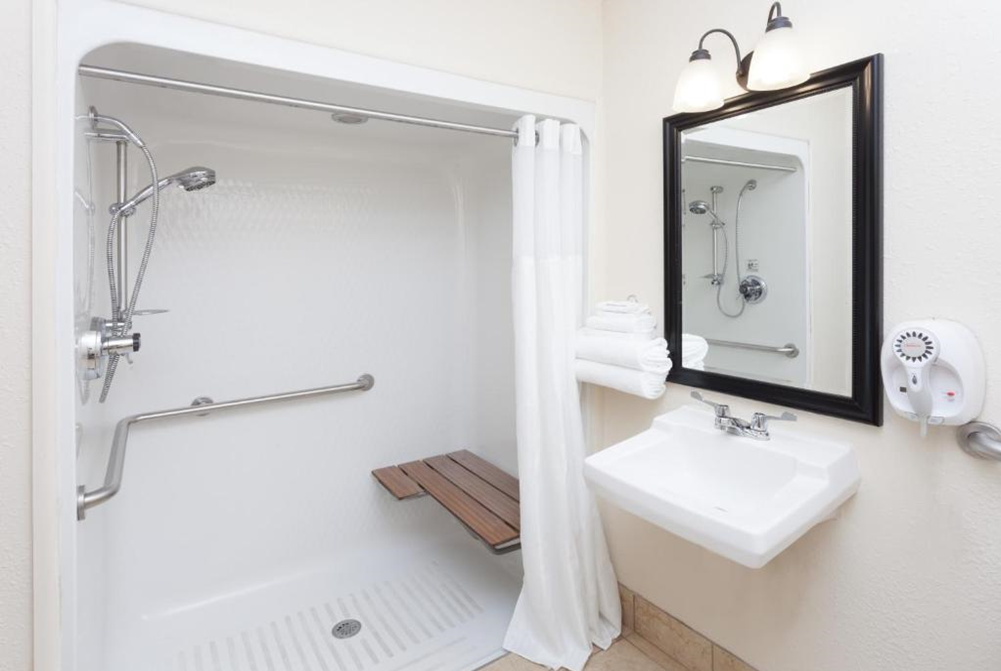 Guest room bath at the Baymont by Wyndham Tuscola in Tuscola, Illinois