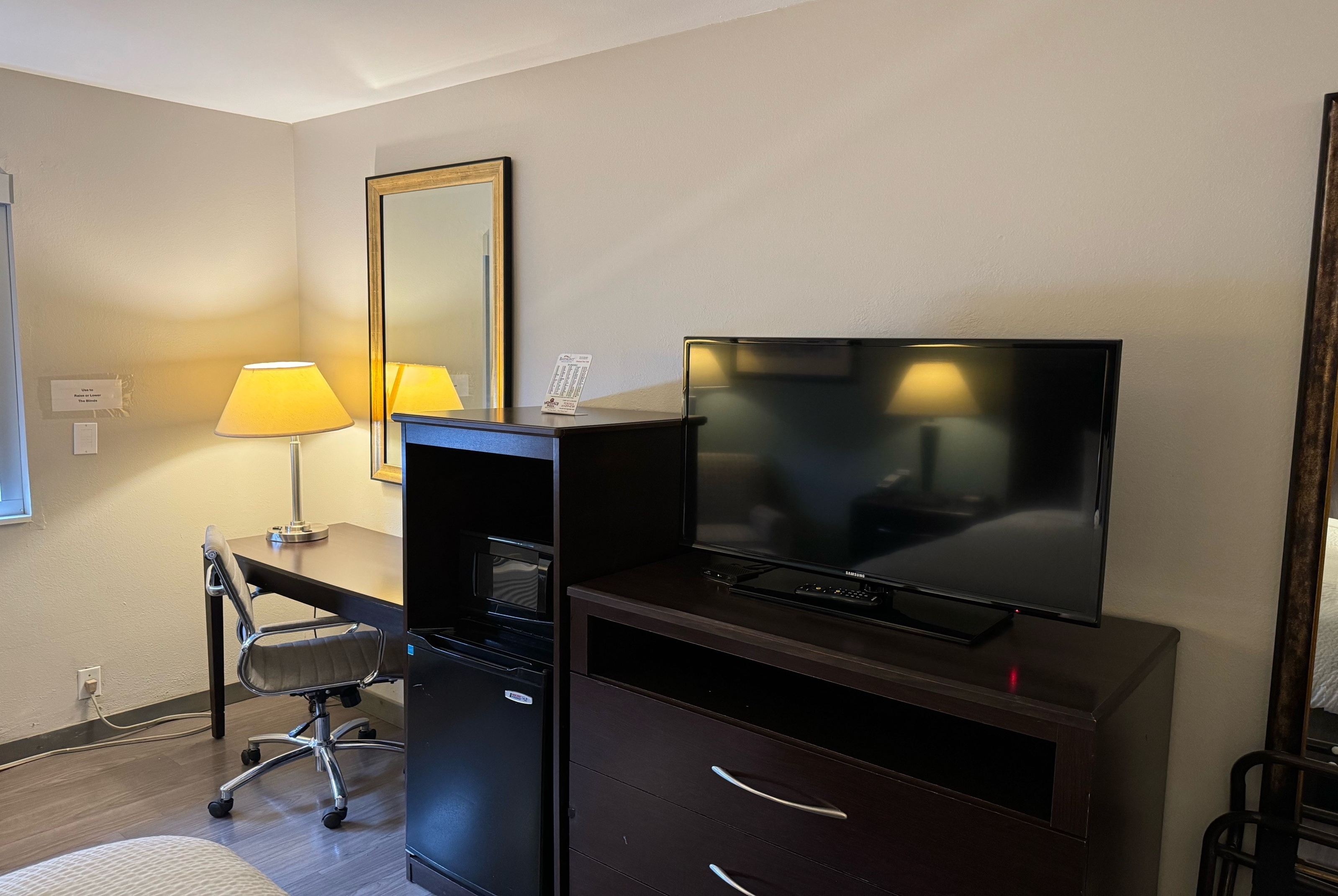 Guest room at the Baymont by Wyndham Tuscola in Tuscola, Illinois