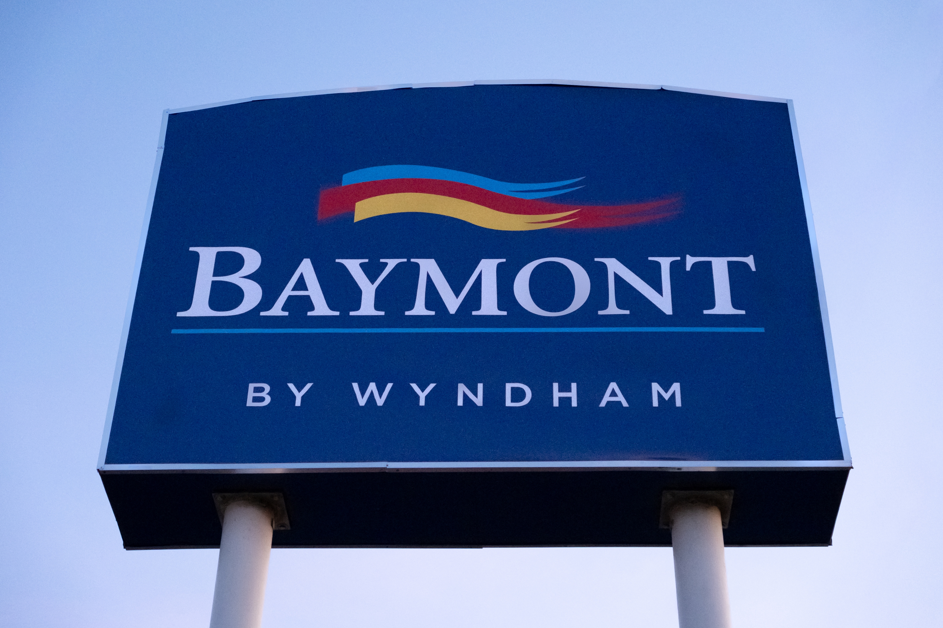 Exterior of Baymont by Wyndham Greensburg hotel in Greensburg, Indiana