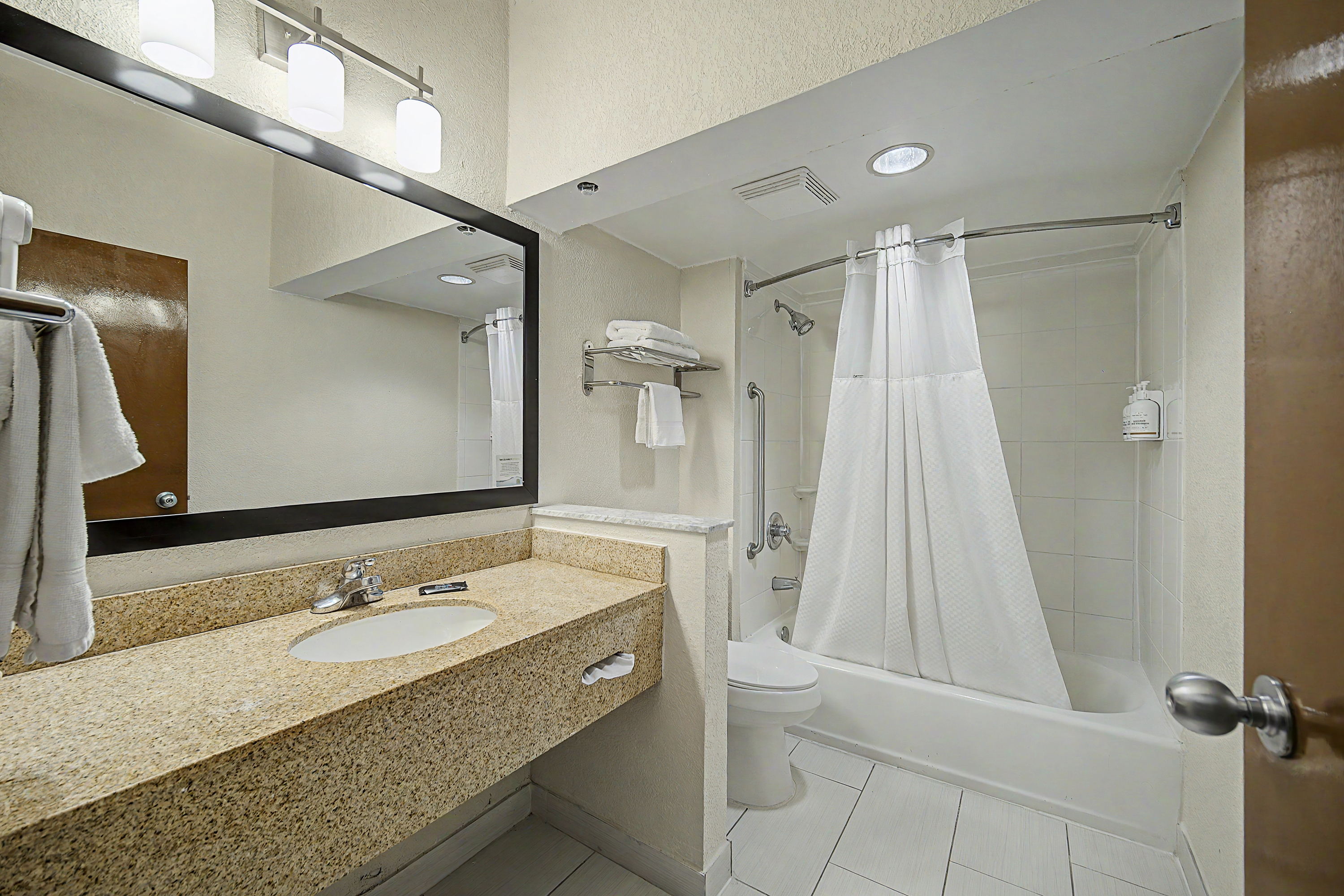 Guest room bath at the Baymont by Wyndham Greensburg in Greensburg, Indiana