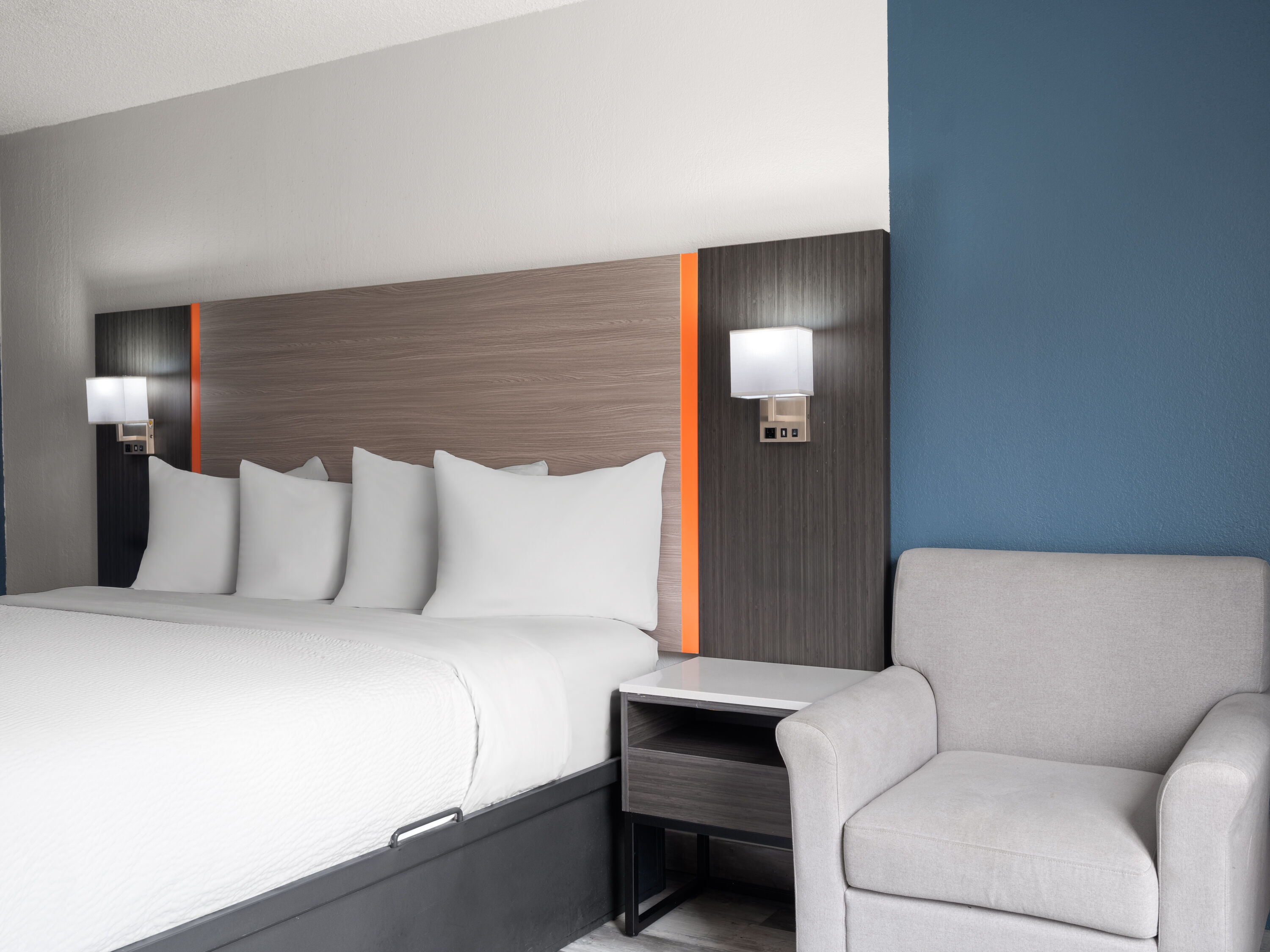 Guest room at the Baymont by Wyndham Indianapolis East in Indianapolis, Indiana