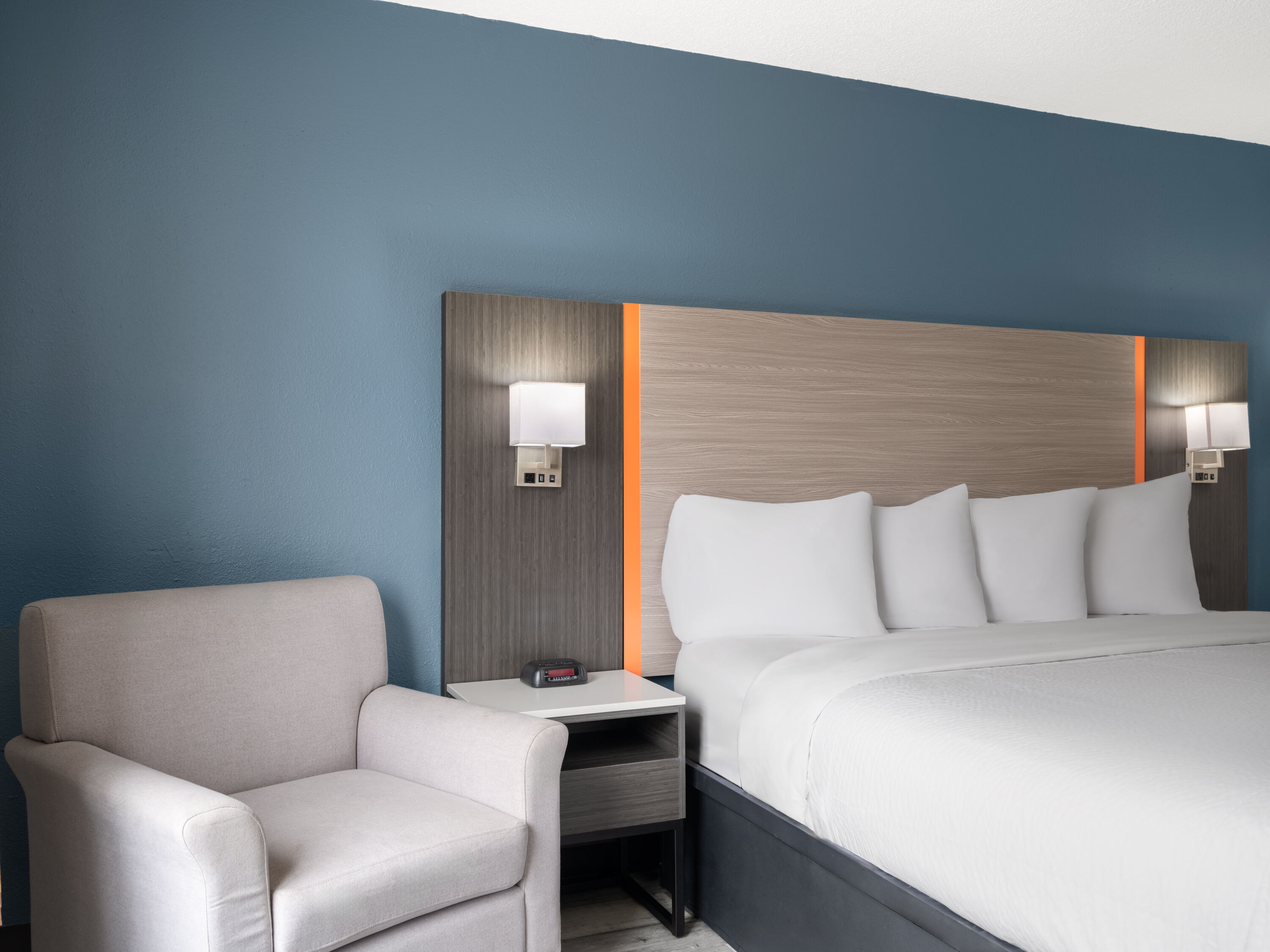 Guest room at the Baymont by Wyndham Indianapolis East in Indianapolis, Indiana
