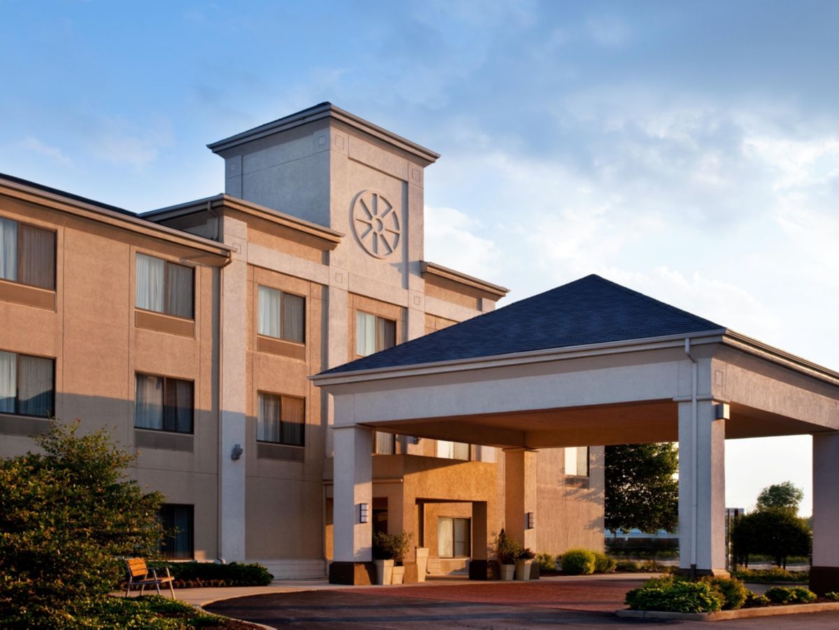 Baymont By Wyndham Merrillville Merrillville In Hotels
