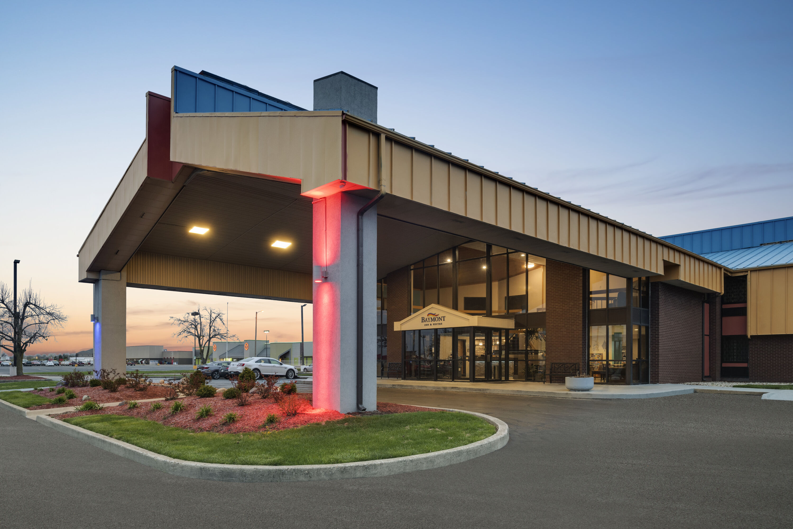 Exterior of Baymont by Wyndham Muncie Near Ball State University hotel in Muncie, Indiana