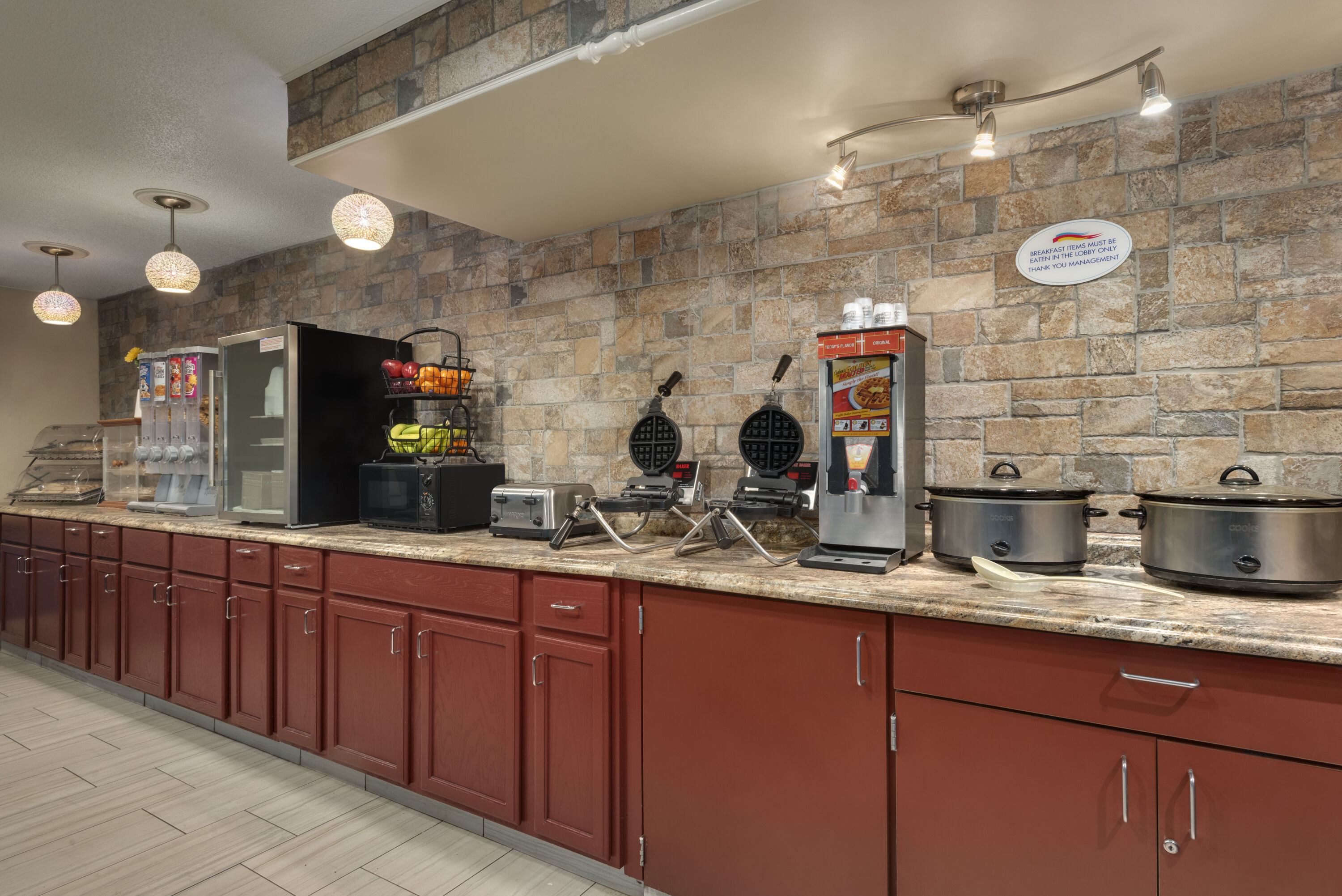 Baymont by Wyndham Muncie Near Ball State University restaurant in Muncie, Indiana