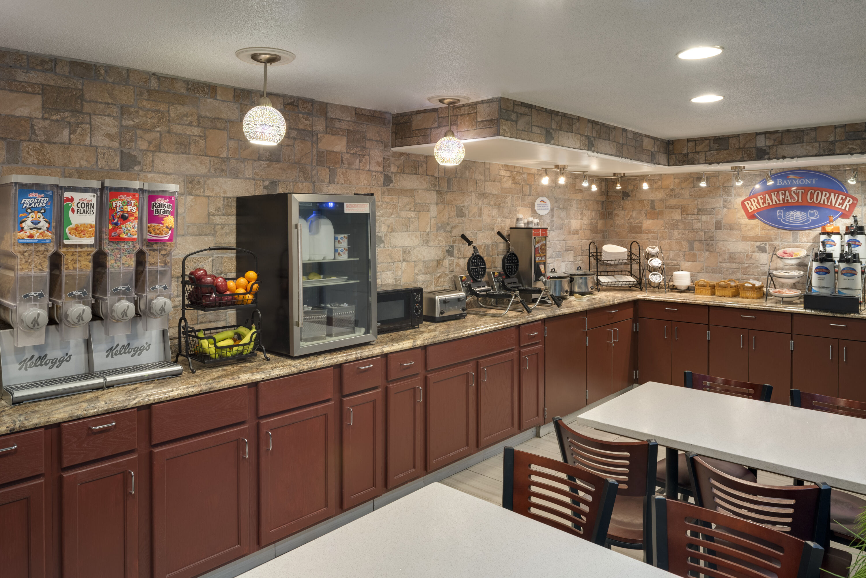 Baymont by Wyndham Muncie Near Ball State University restaurant in Muncie, Indiana