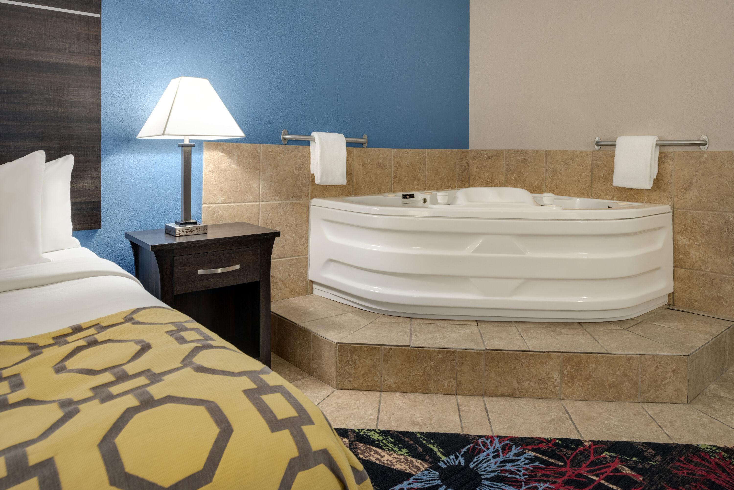 Baymont by Wyndham Muncie Near Ball State University suite in Muncie, Indiana