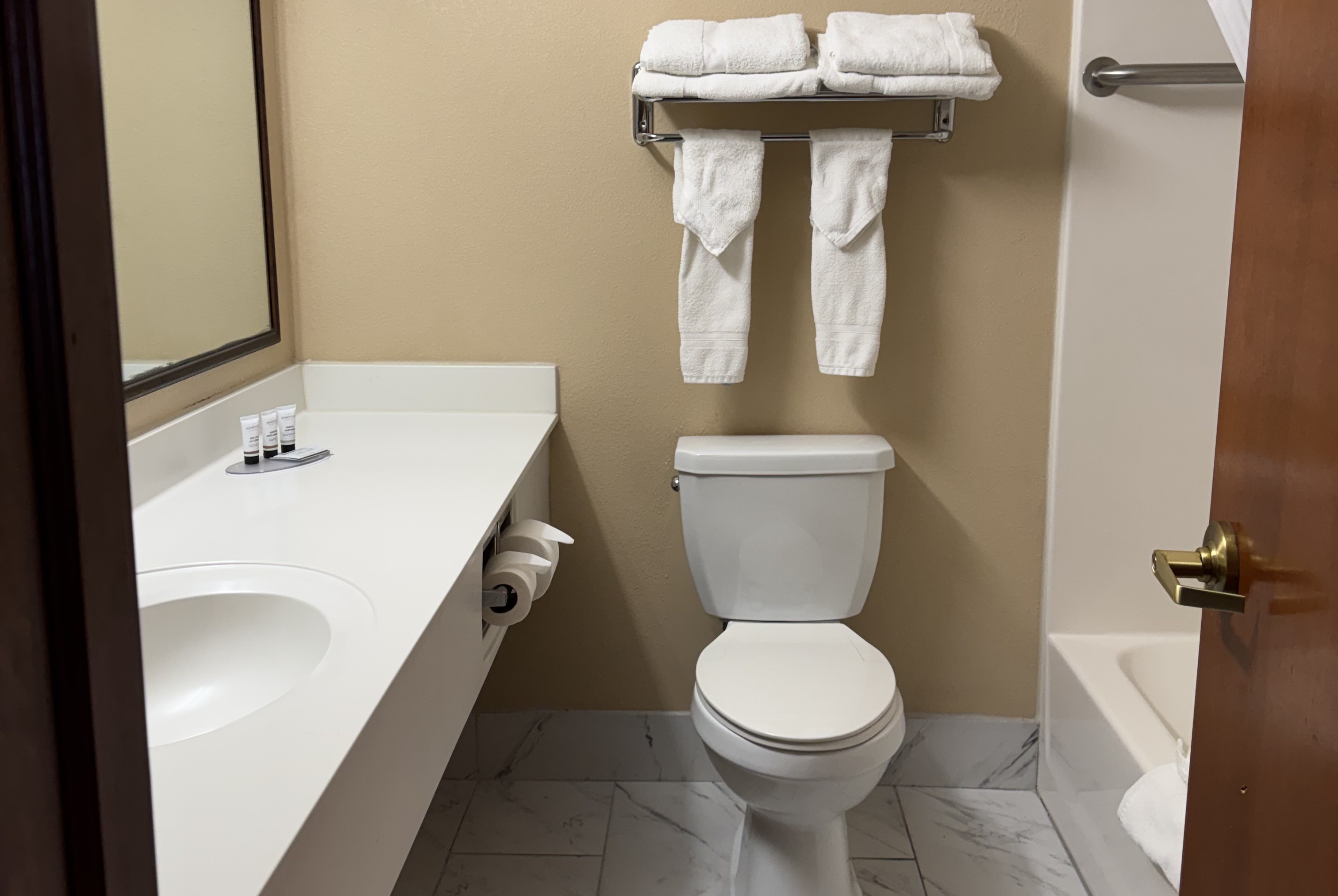 Guest room bath at the Baymont by Wyndham Plainfield/ Indianapolis Arpt Area in Plainfield, Indiana