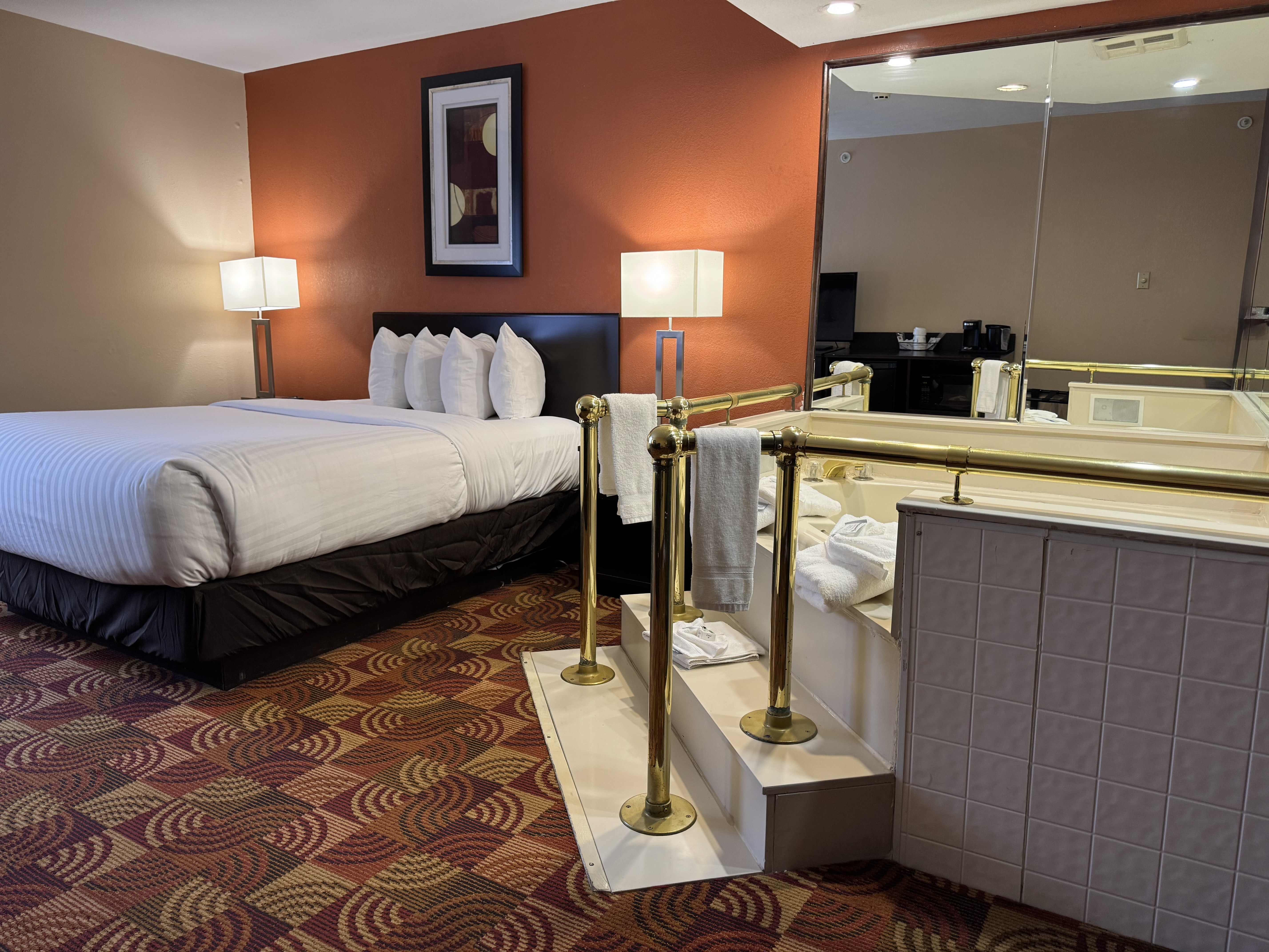 Guest room at the Baymont by Wyndham Plainfield/ Indianapolis Arpt Area in Plainfield, Indiana