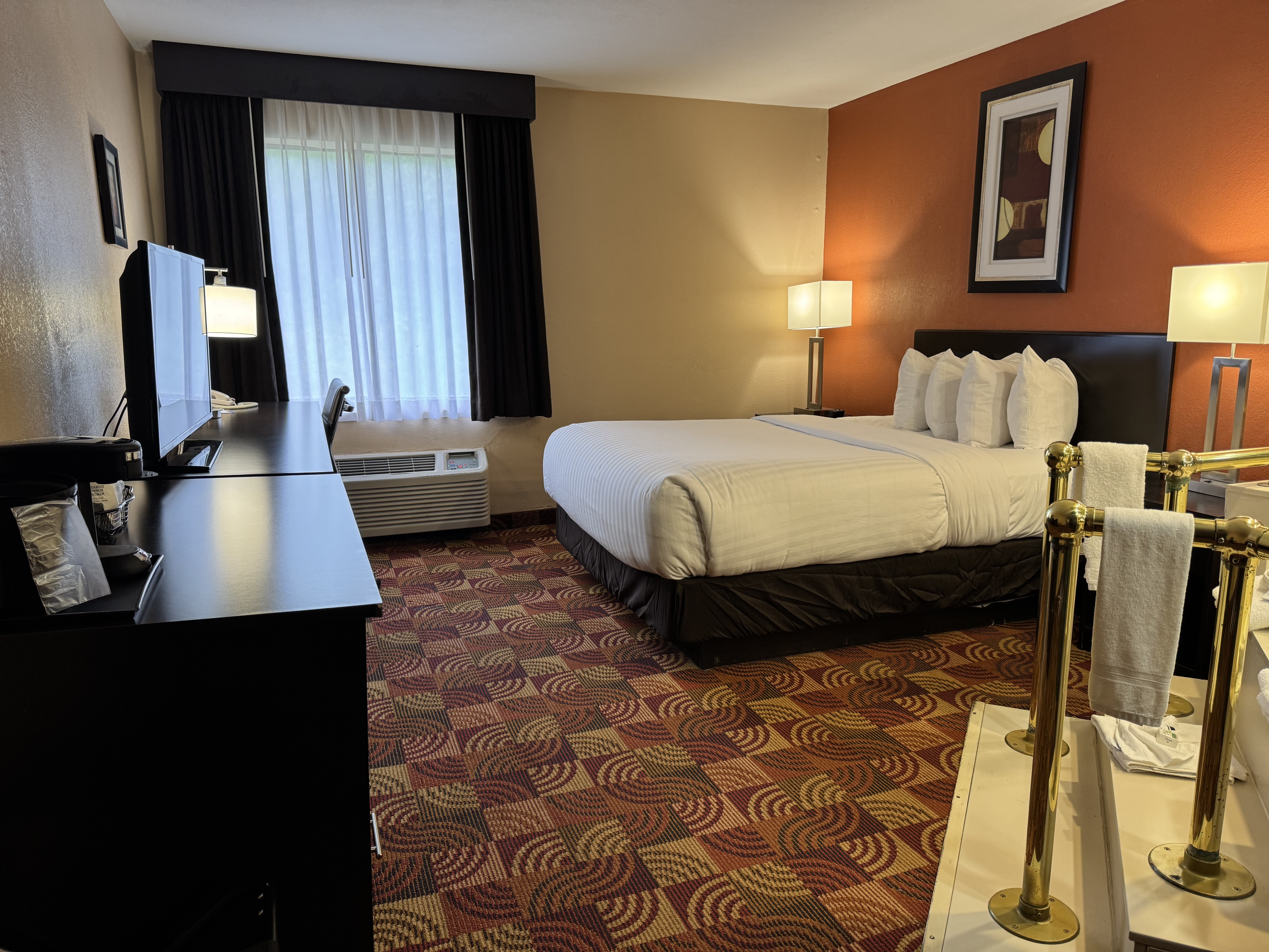 Guest room at the Baymont by Wyndham Plainfield/ Indianapolis Arpt Area in Plainfield, Indiana