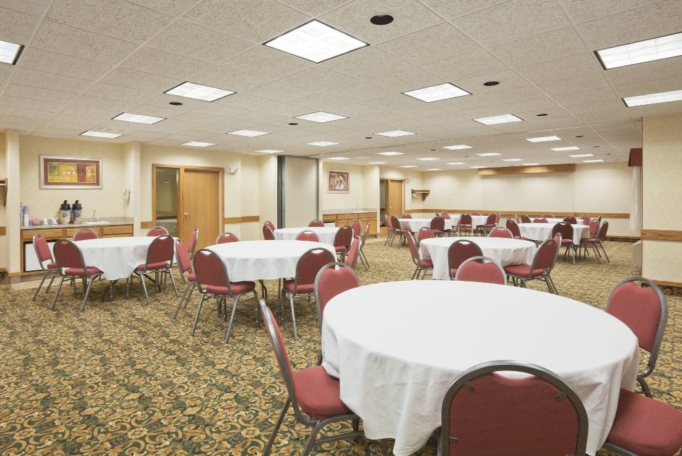 Baymont by Wyndham Portage Indiana Dunes | Portage, IN Hotels