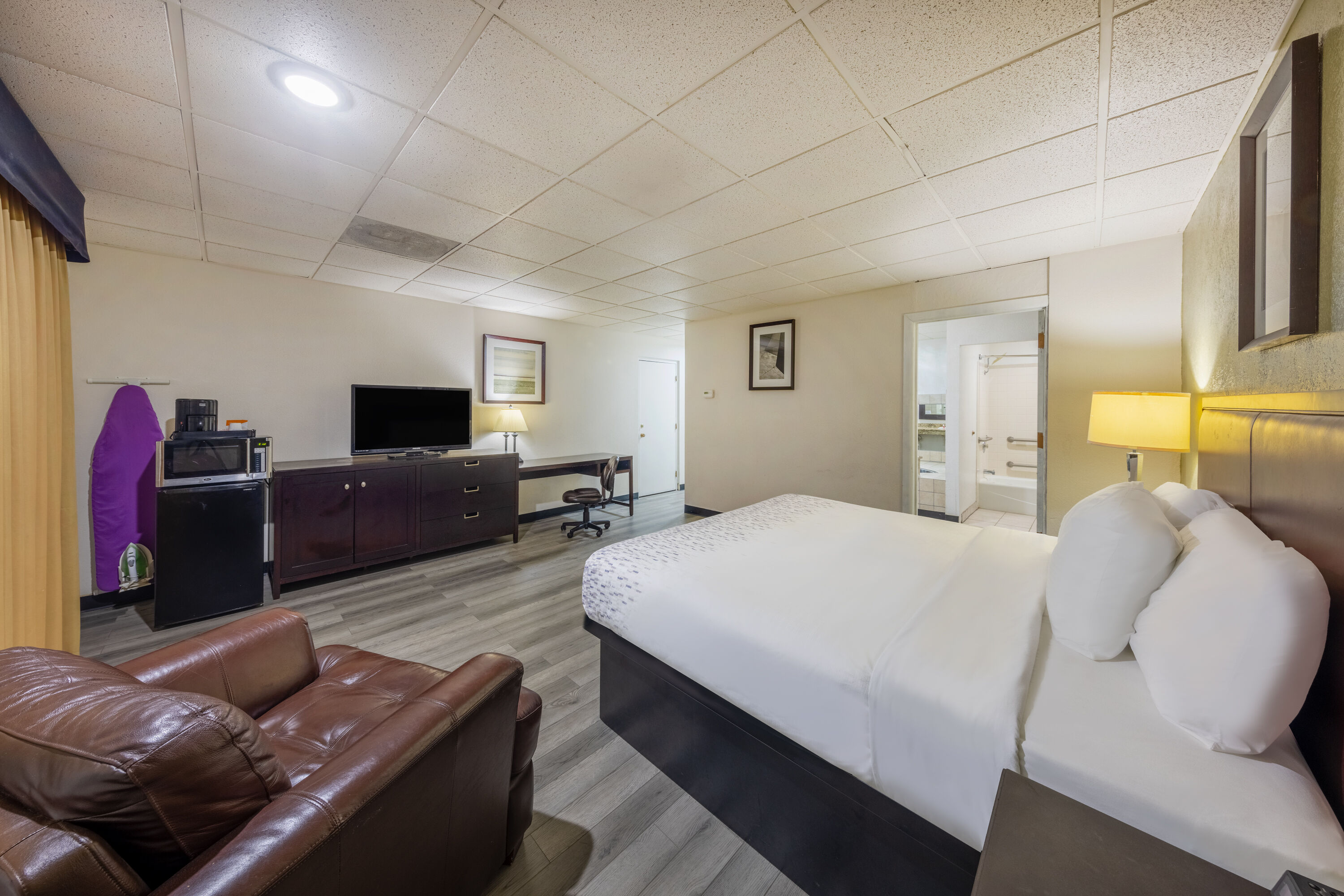 Baymont by Wyndham El Dorado suite in El Dorado, Kansas