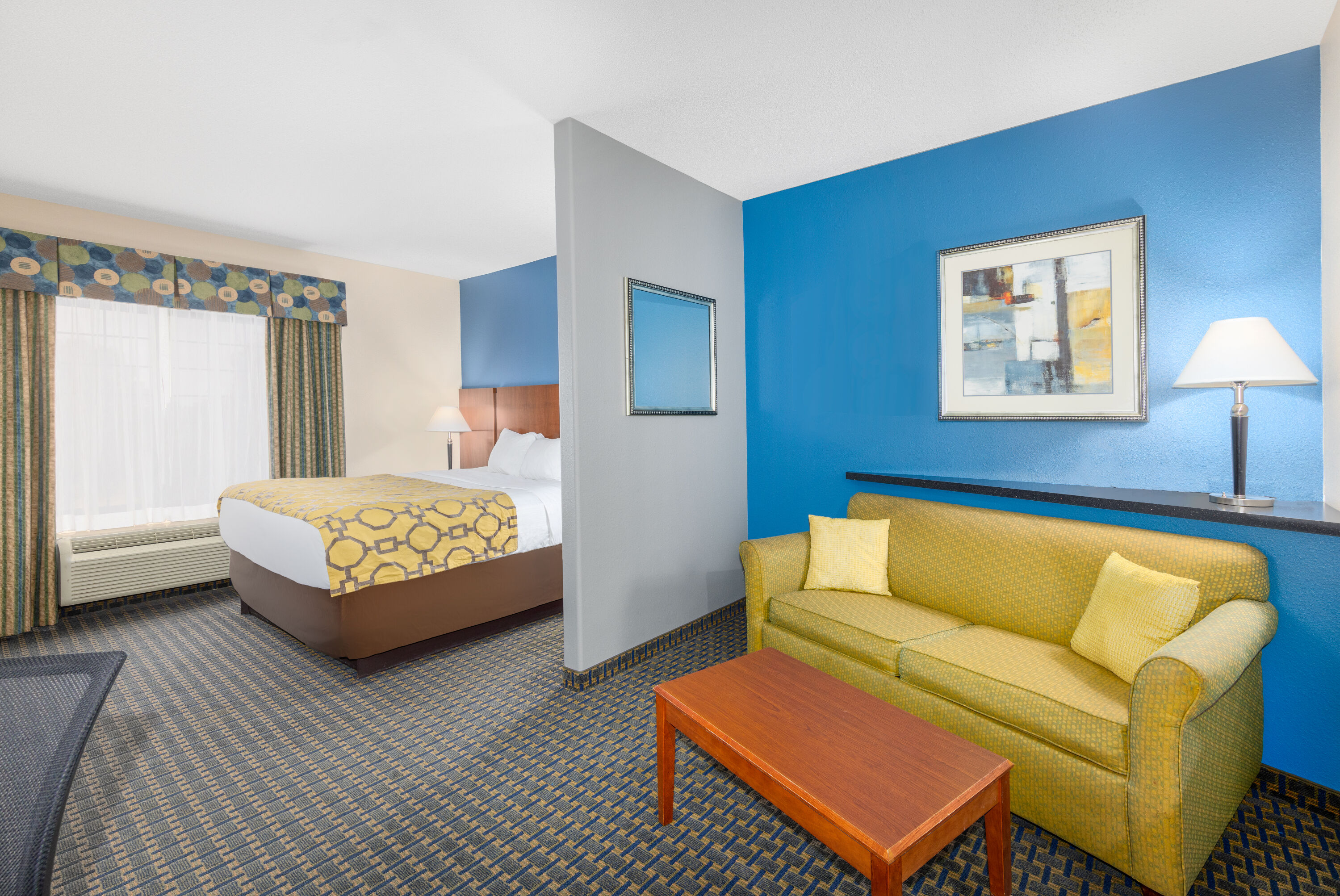 Guest room at the Baymont by Wyndham Pratt in Pratt, Kansas