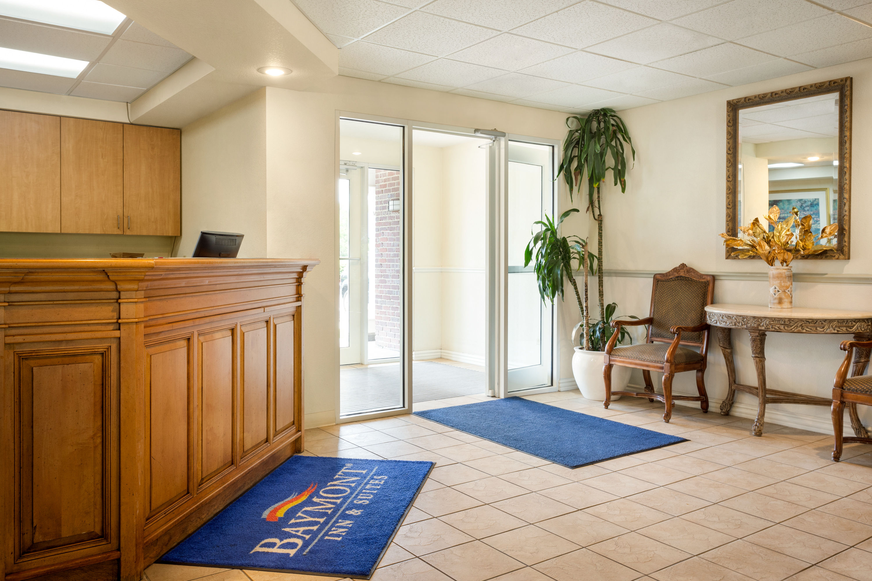 Baymont By Wyndham Wichita East Wichita Ks Hotels