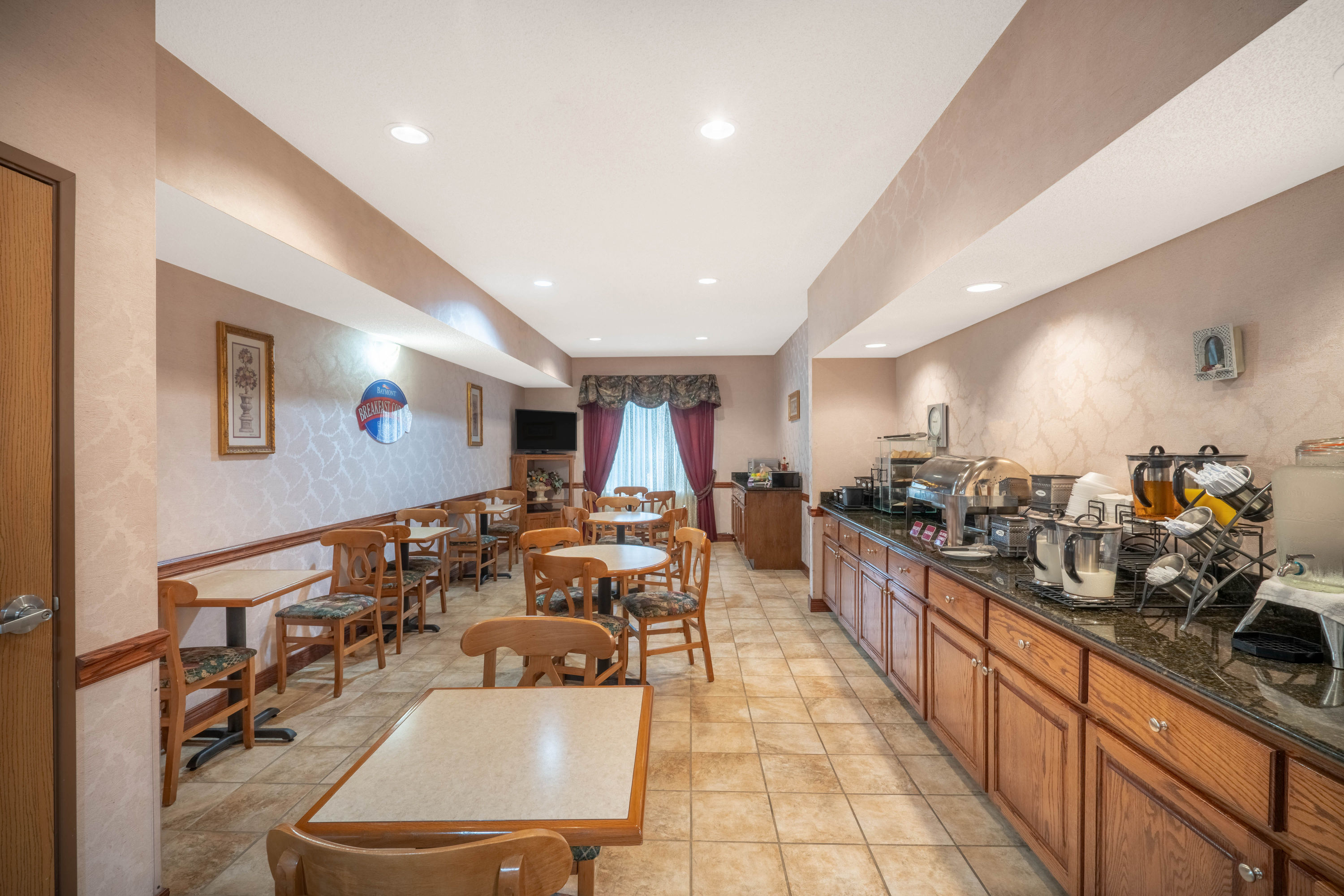 Baymont By Wyndham Albany Albany Ky Hotels
