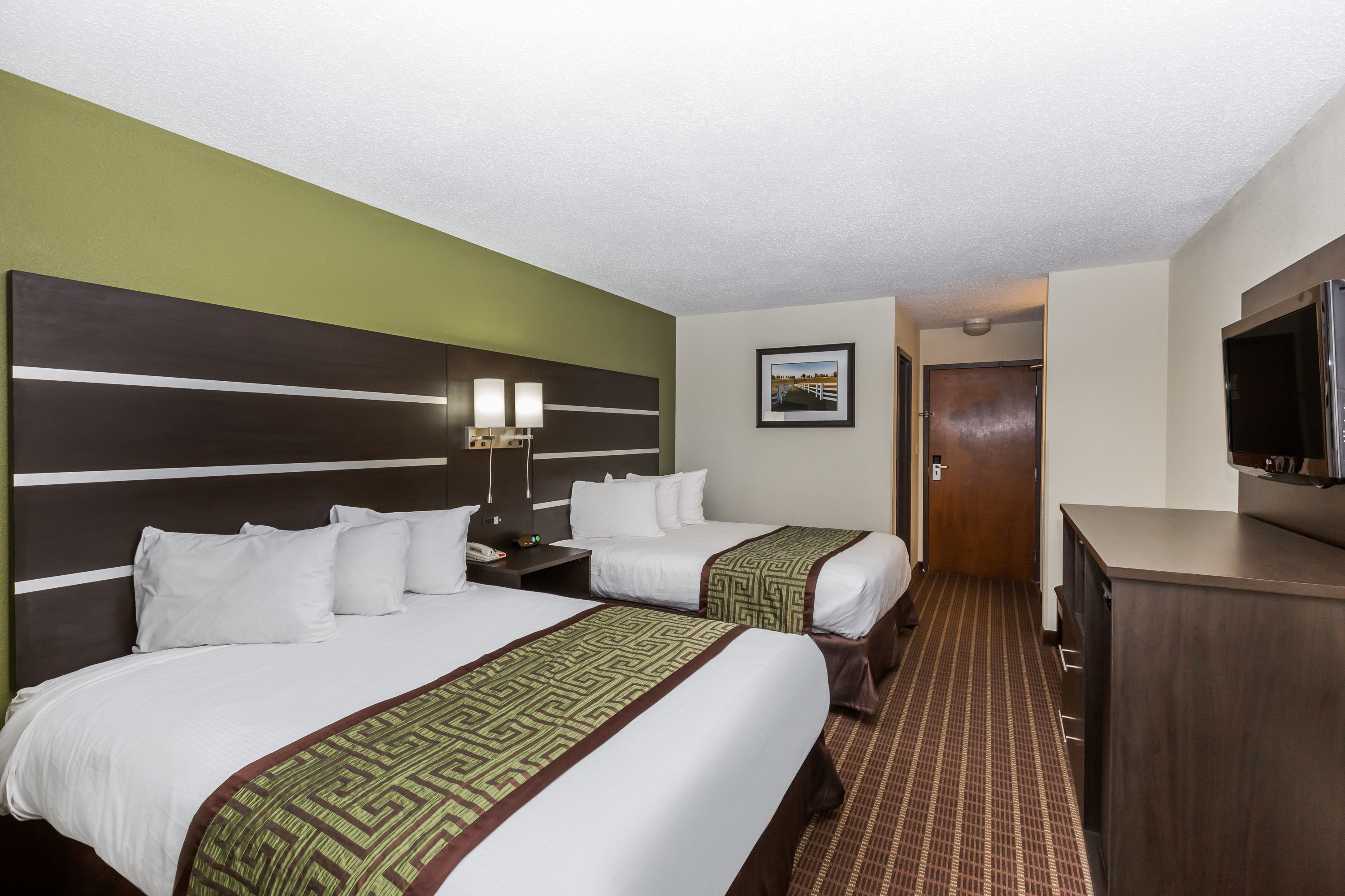 Baymont By Wyndham Louisville South I 65 Brooks Ky Hotels