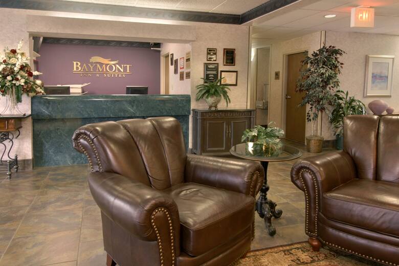 Baymont Inn & Suites Corbin hotel lobby in Corbin, Kentucky