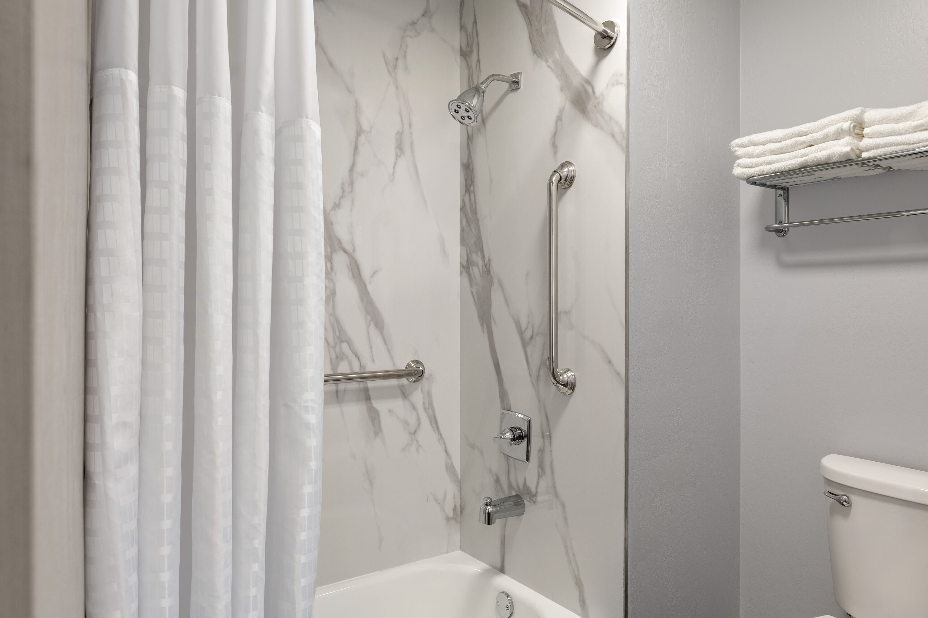 Guest room bath at the Baymont by Wyndham La Grange KY Southeast in La Grange, Kentucky