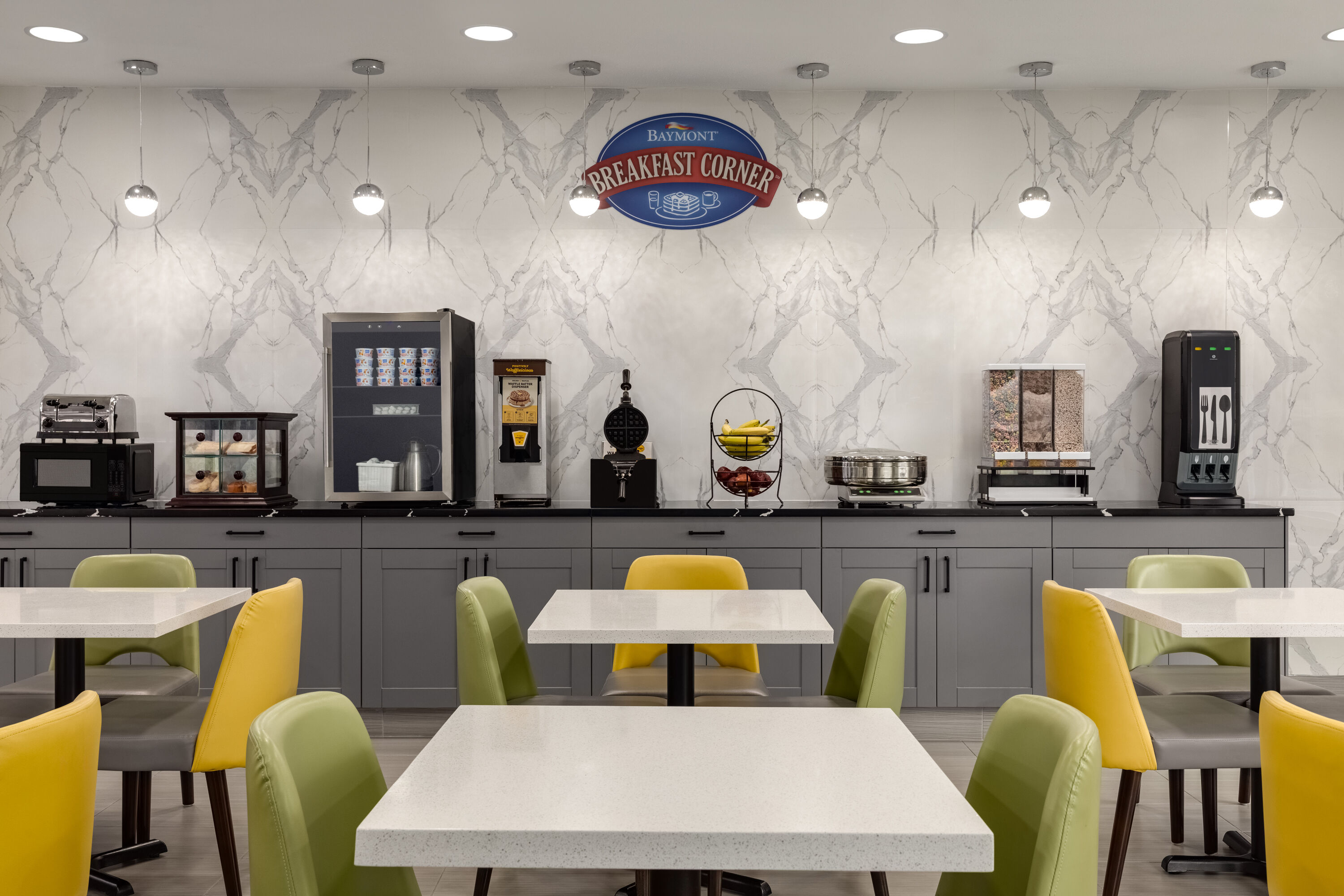 Baymont by Wyndham La Grange KY Southeast restaurant buffet in La Grange, Kentucky