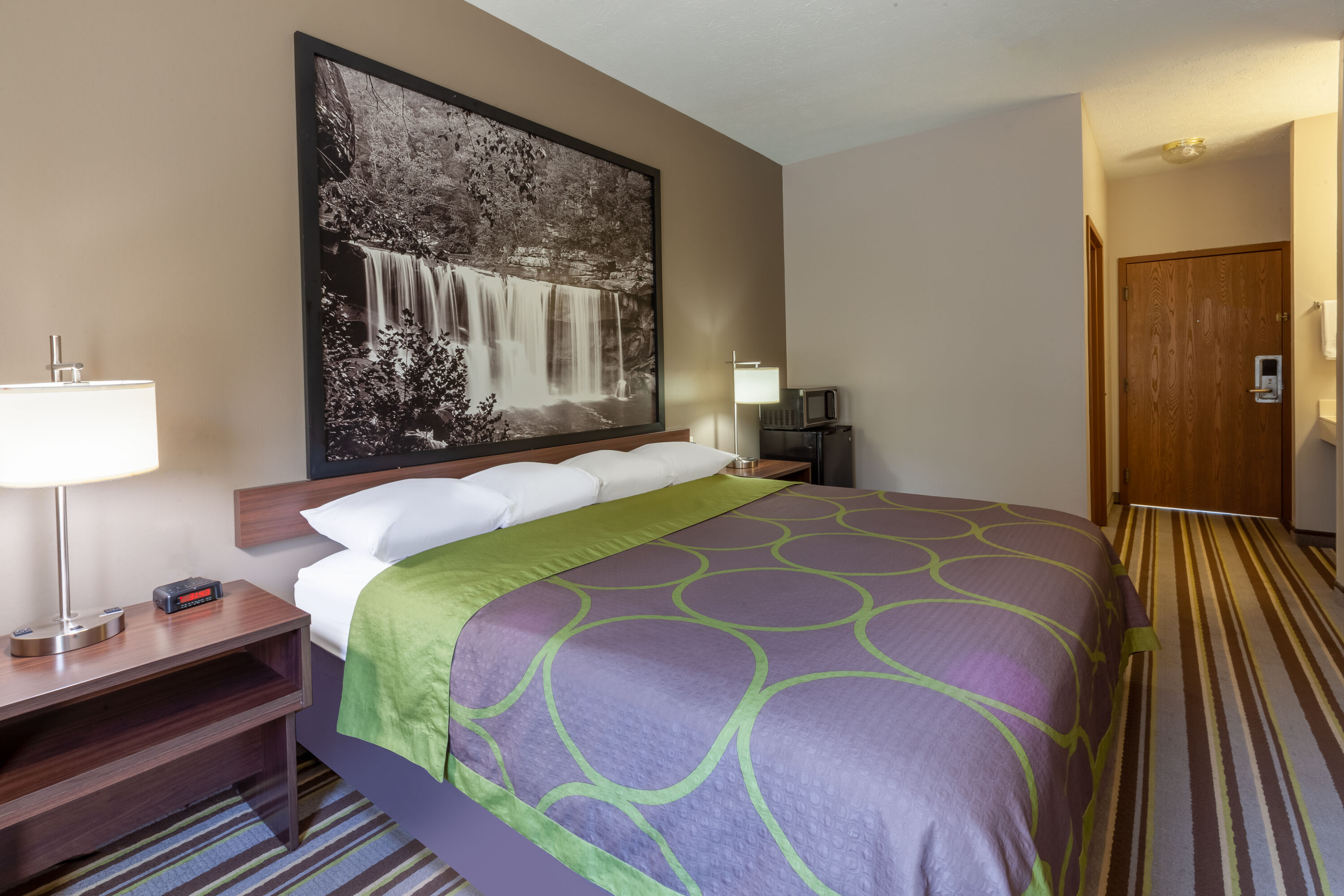 Guest room at the Baymont by Wyndham La Grange KY Southeast in La Grange, Kentucky