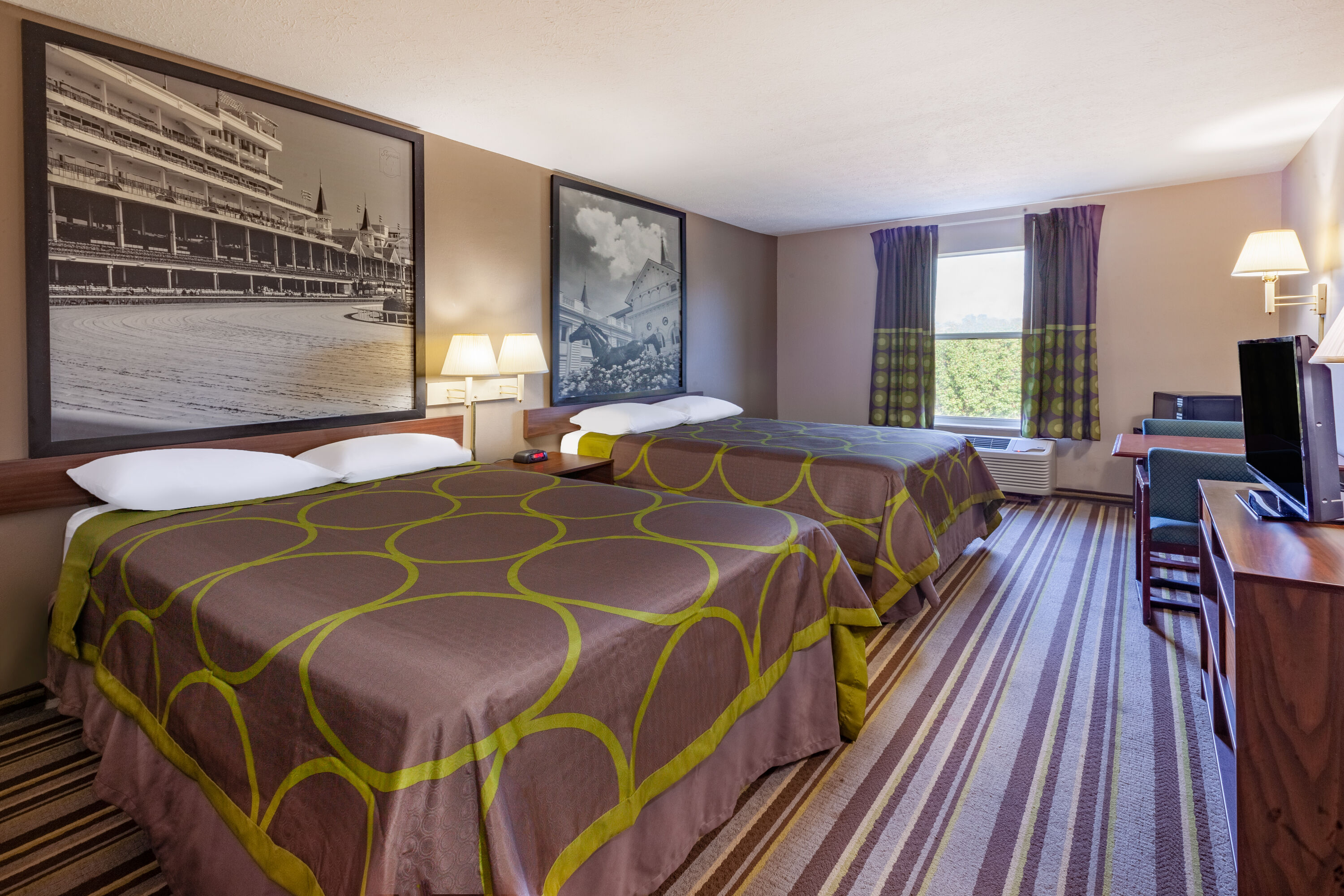 Guest room at the Baymont by Wyndham La Grange KY Southeast in La Grange, Kentucky