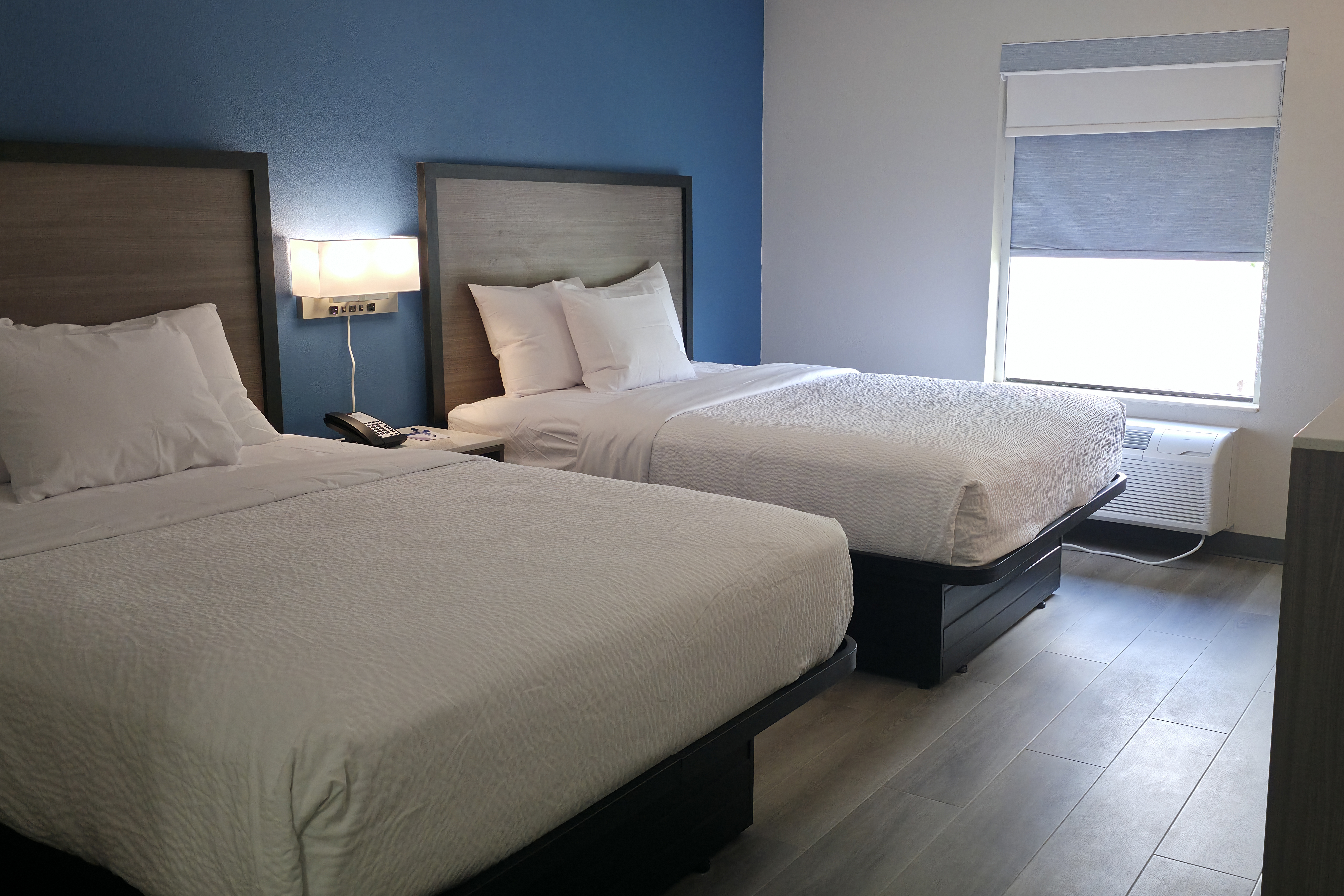 Guest room at the Baymont by Wyndham Louisville Southwest in Louisville, Kentucky