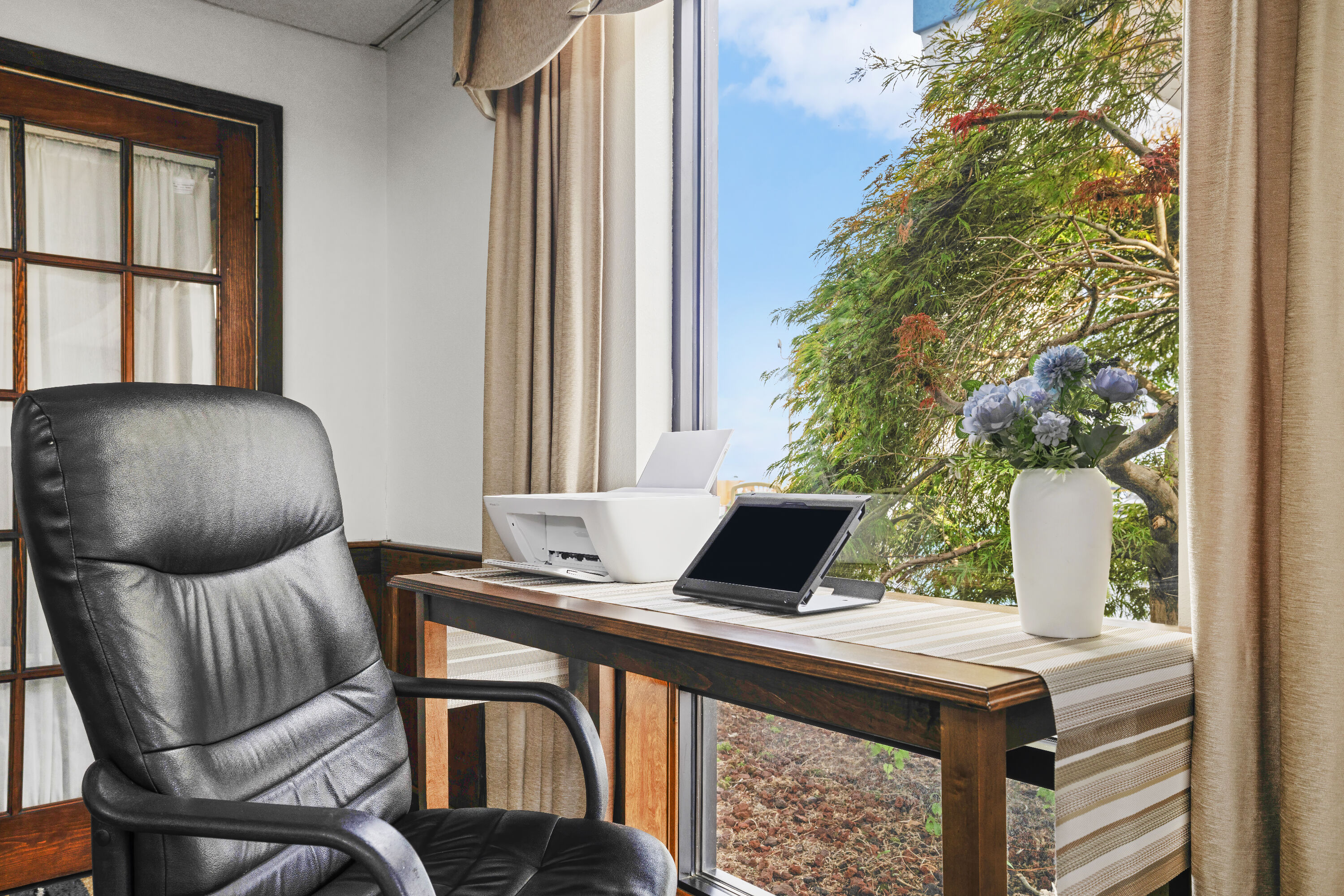 Baymont by Wyndham Madisonville business center services in Madisonville, Kentucky