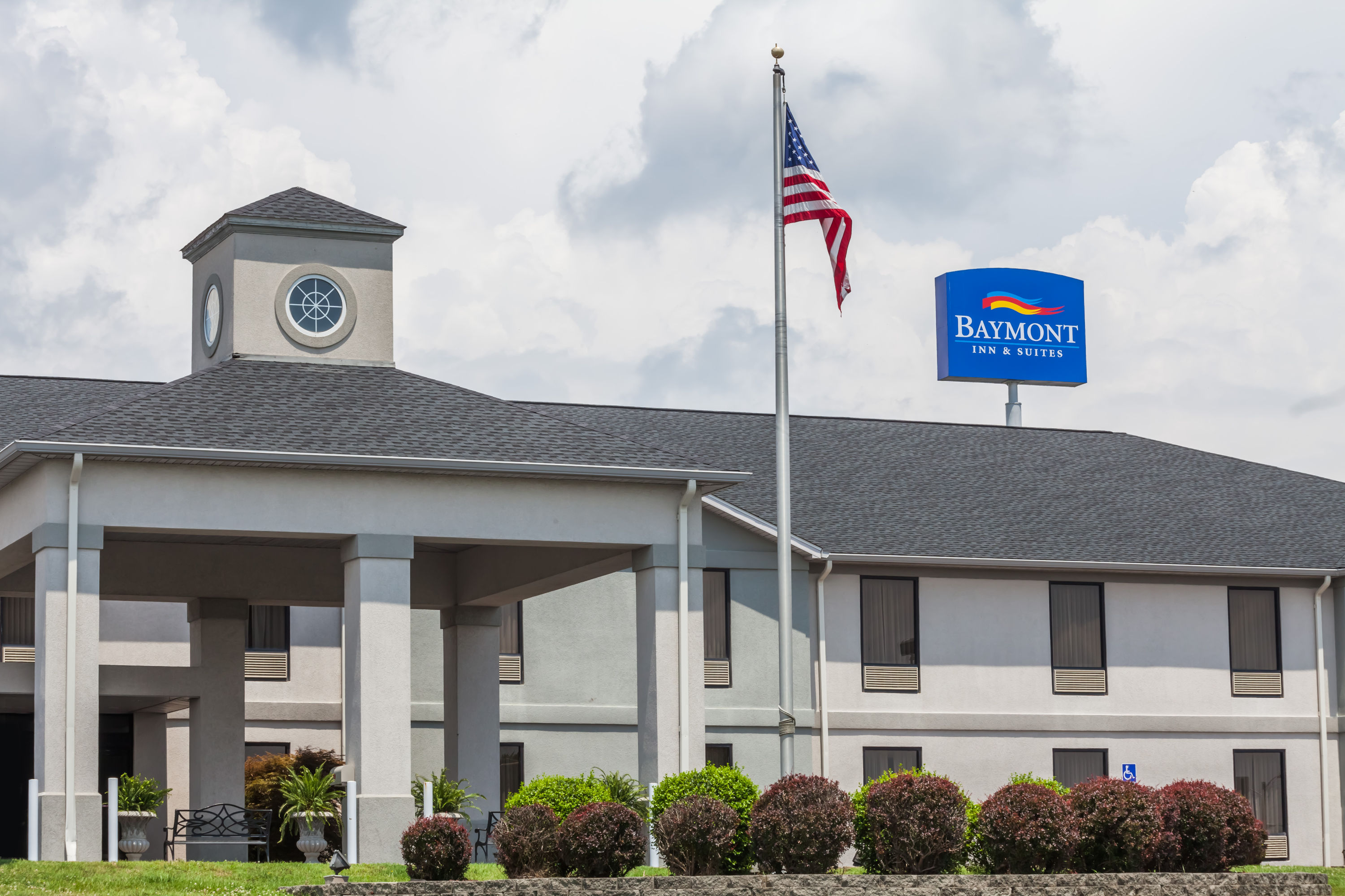 Baymont by Wyndham Madisonville Madisonville KY Hotels