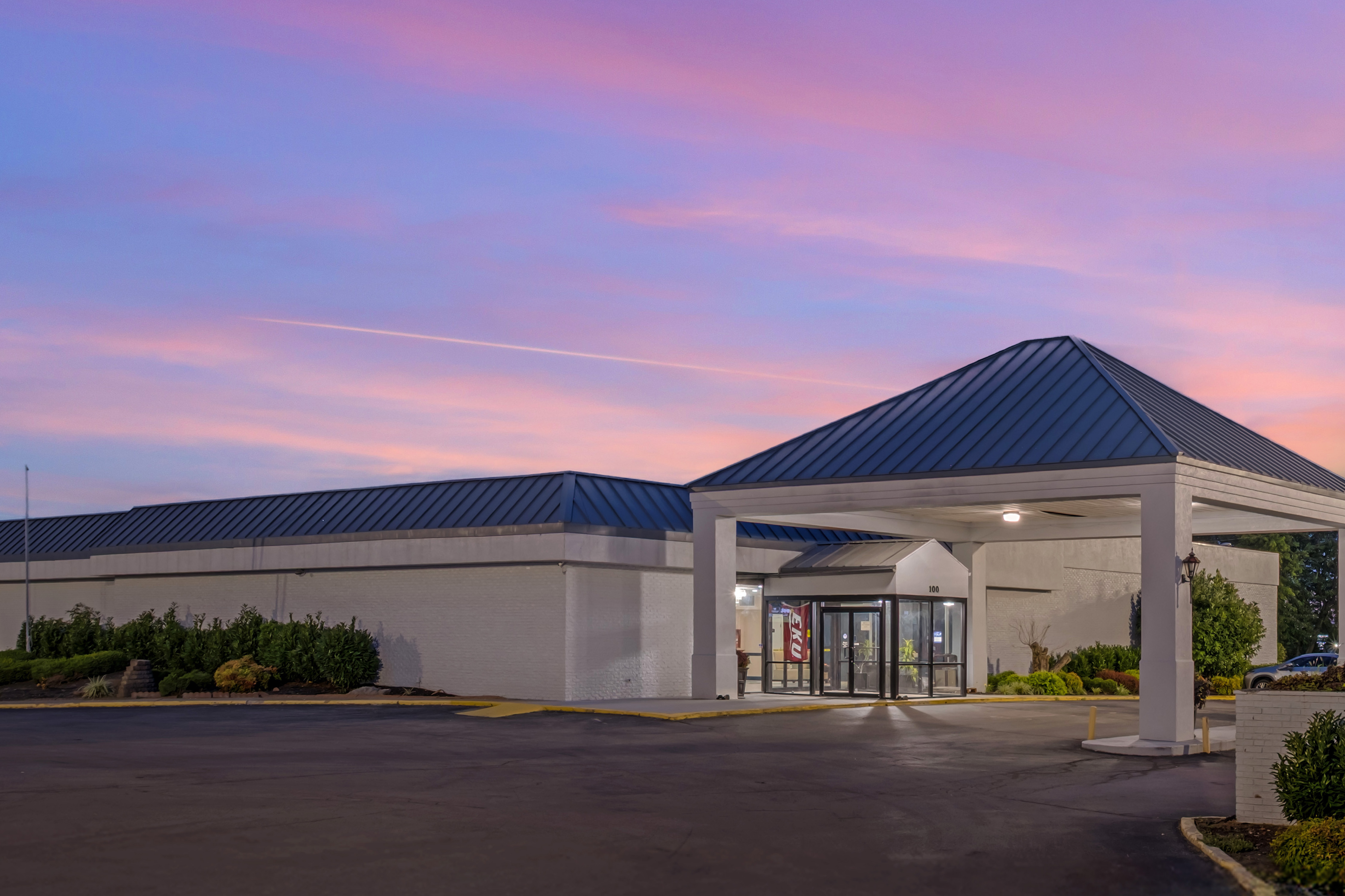 Exterior of Baymont by Wyndham Richmond KY hotel in Richmond, Kentucky