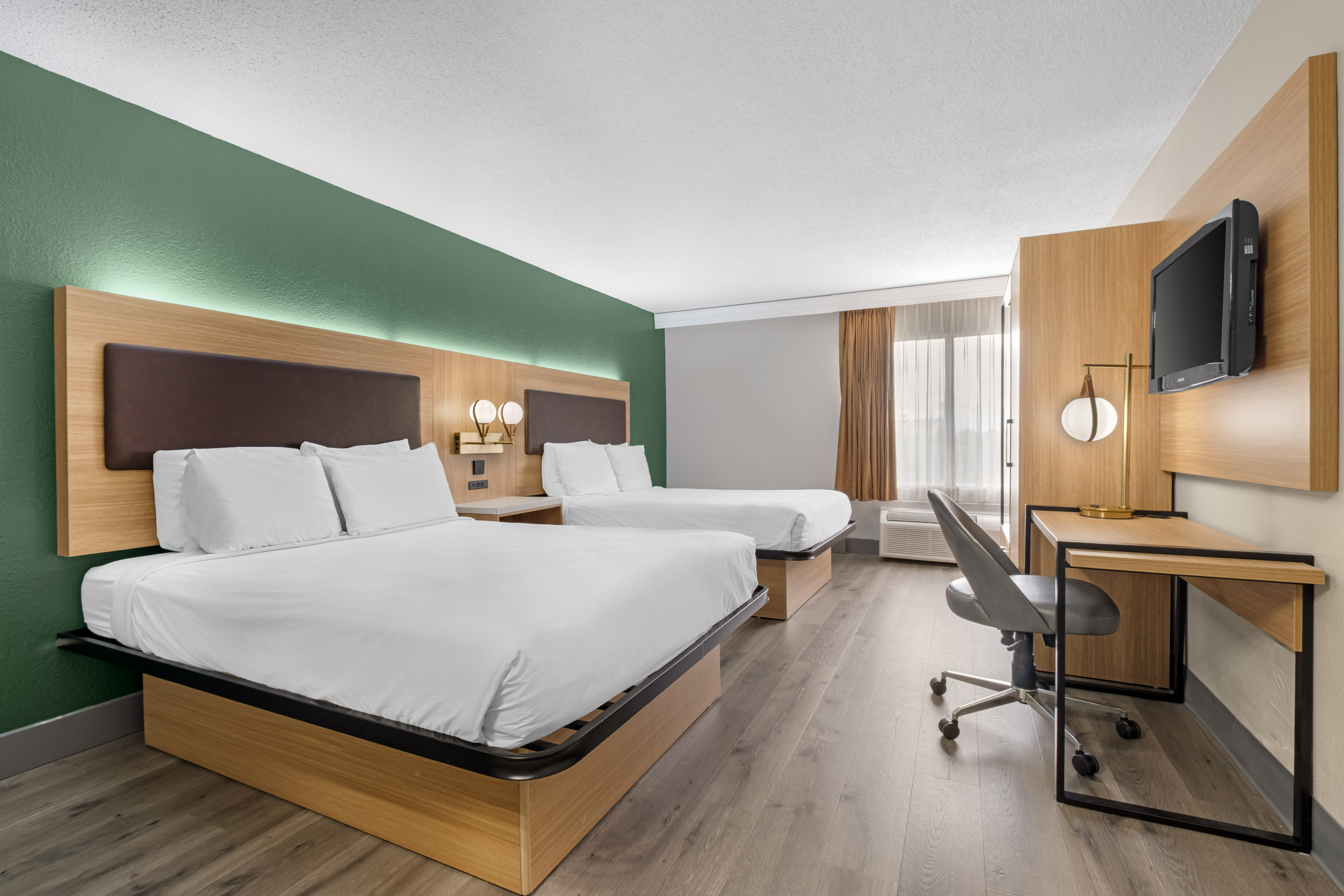 Guest room at the Baymont by Wyndham Richmond KY in Richmond, Kentucky