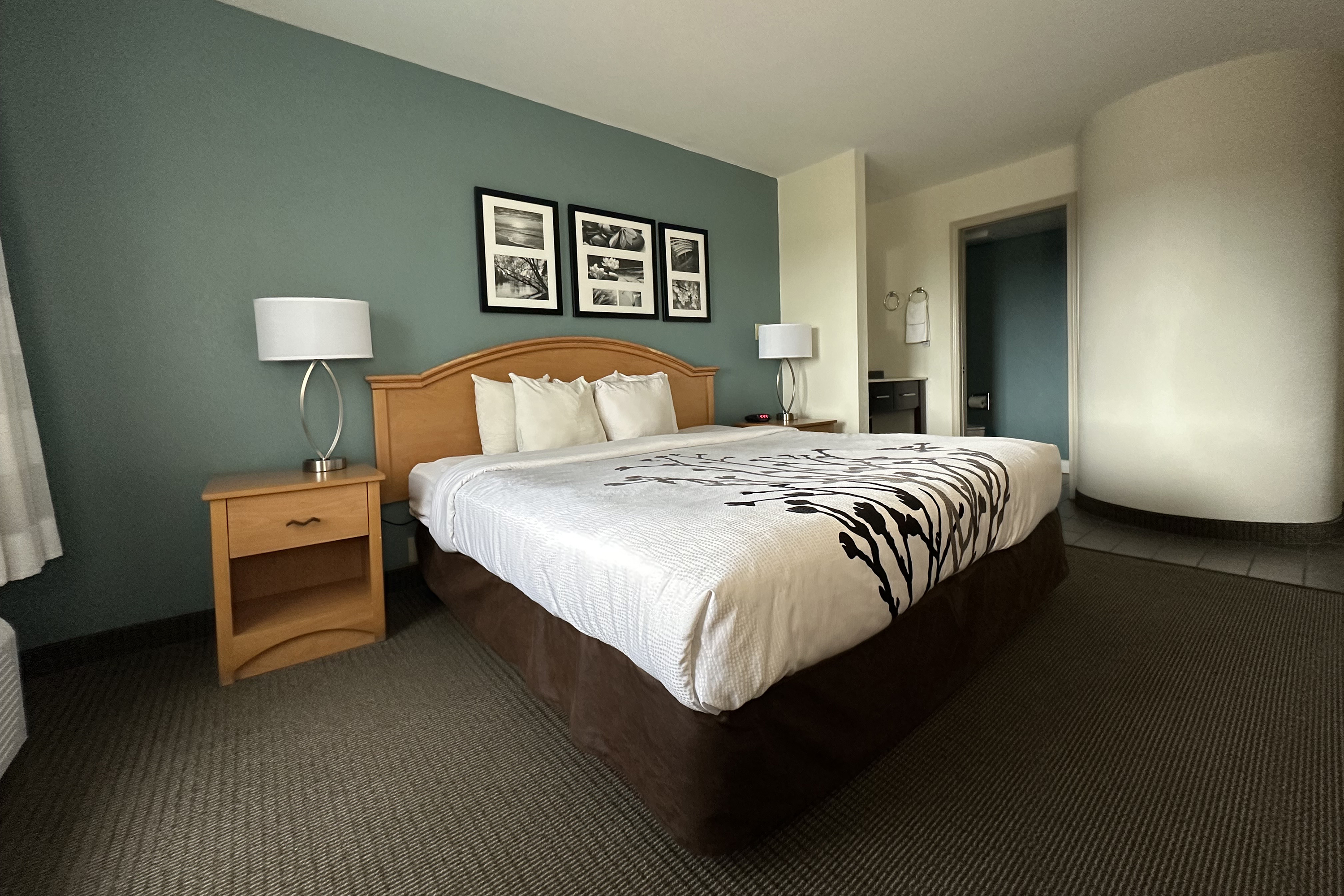 Guest room at the Baymont by Wyndham Slidell in Slidell, Louisiana