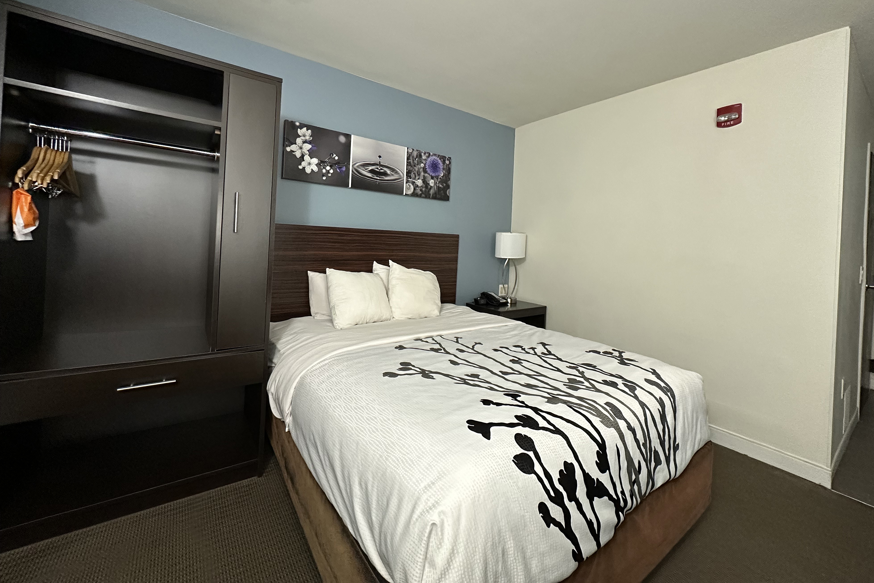 Guest room at the Baymont by Wyndham Slidell in Slidell, Louisiana