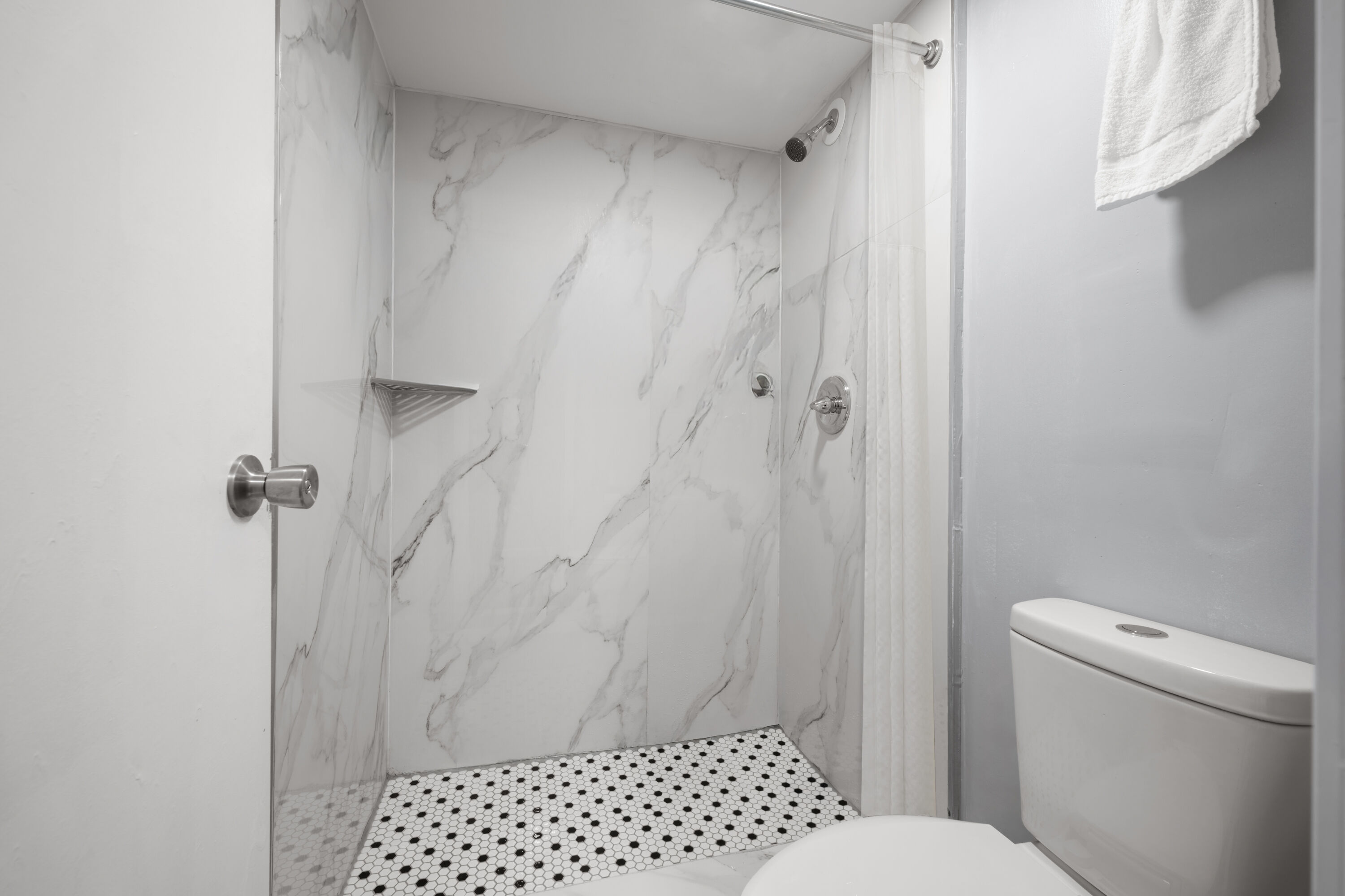 Guest room bath at the Baymont by Wyndham Salisbury MD in Salisbury, Maryland