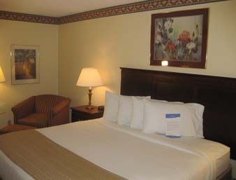 Guest room at the Baymont by Wyndham Battle Creek/I-94 in Battle Creek, Michigan