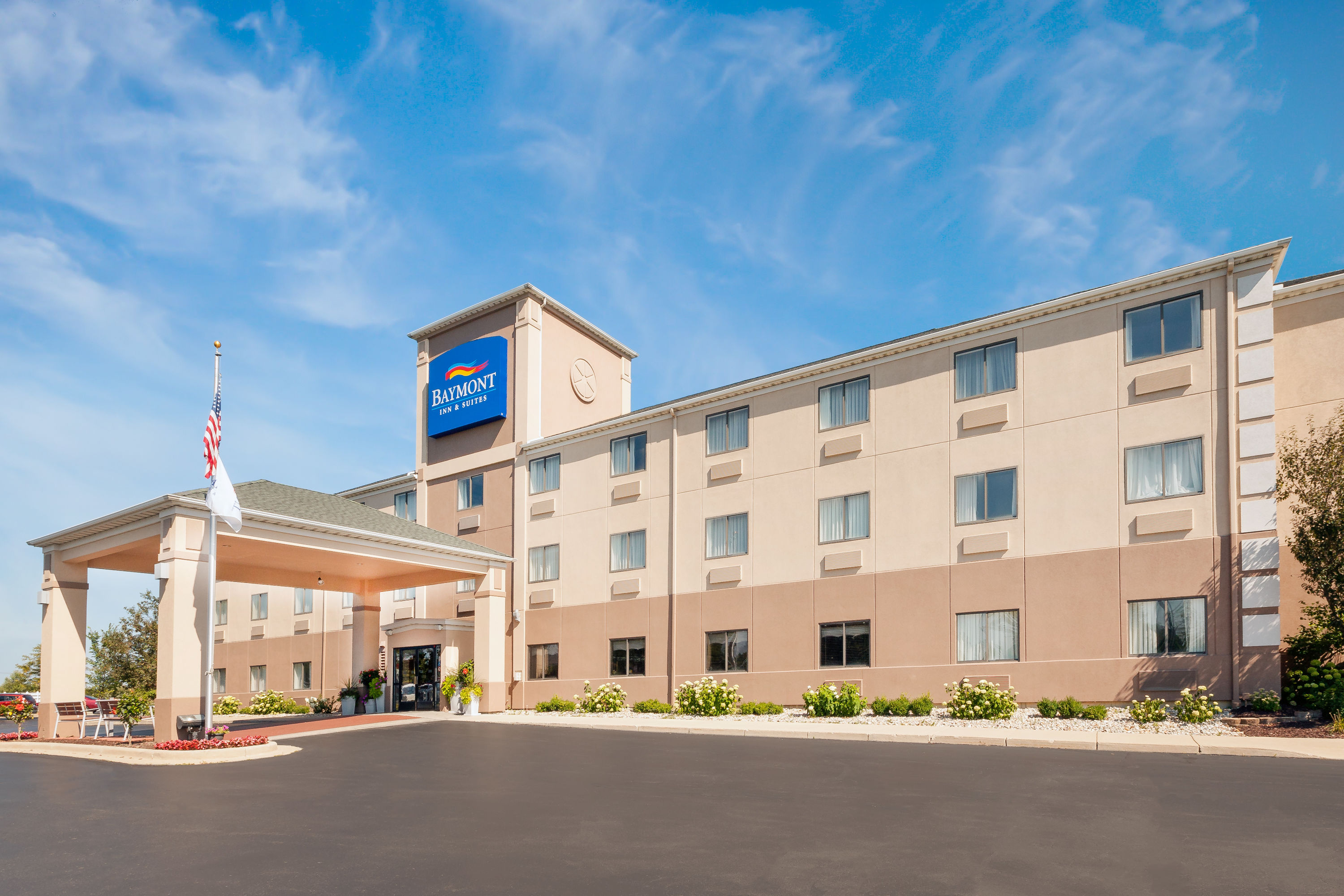 Baymont By Wyndham Chelsea Chelsea Mi Hotels