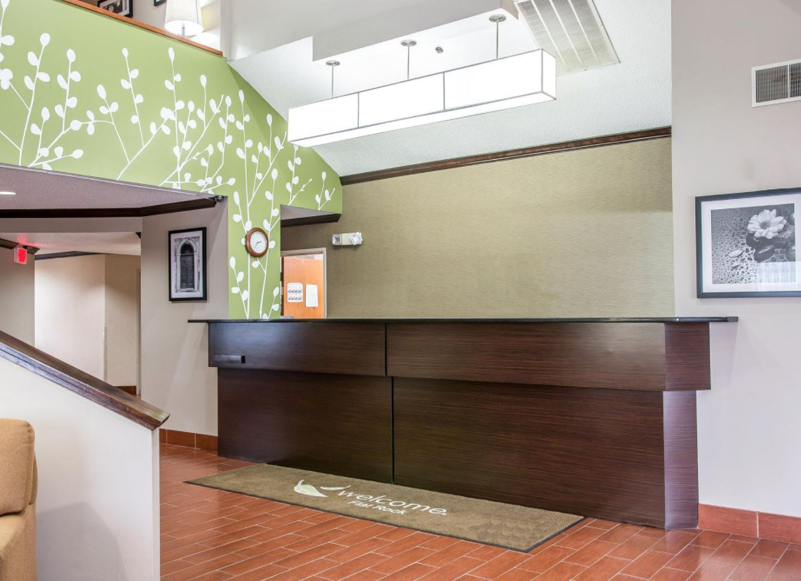 Baymont by Wyndham Flat Rock reception in Flat Rock, Michigan